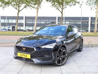 Hoofdafbeelding CUPRA Leon Cupra Leon 1.4 e-Hybrid PHEV 245PK | Keyless Go & Entry | Achteruitrijcamera | Half Leer | 19"Inch | DCC |