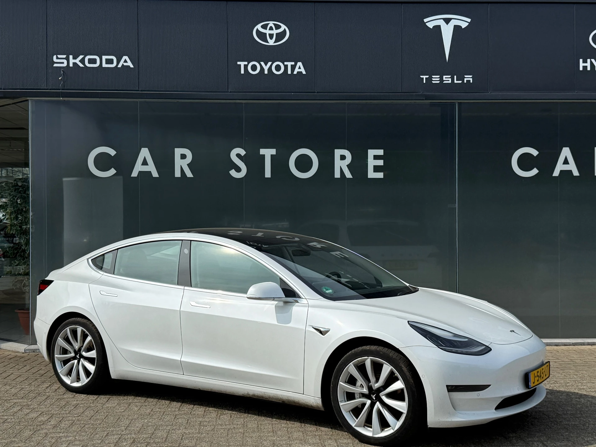 Hoofdafbeelding Tesla Model 3