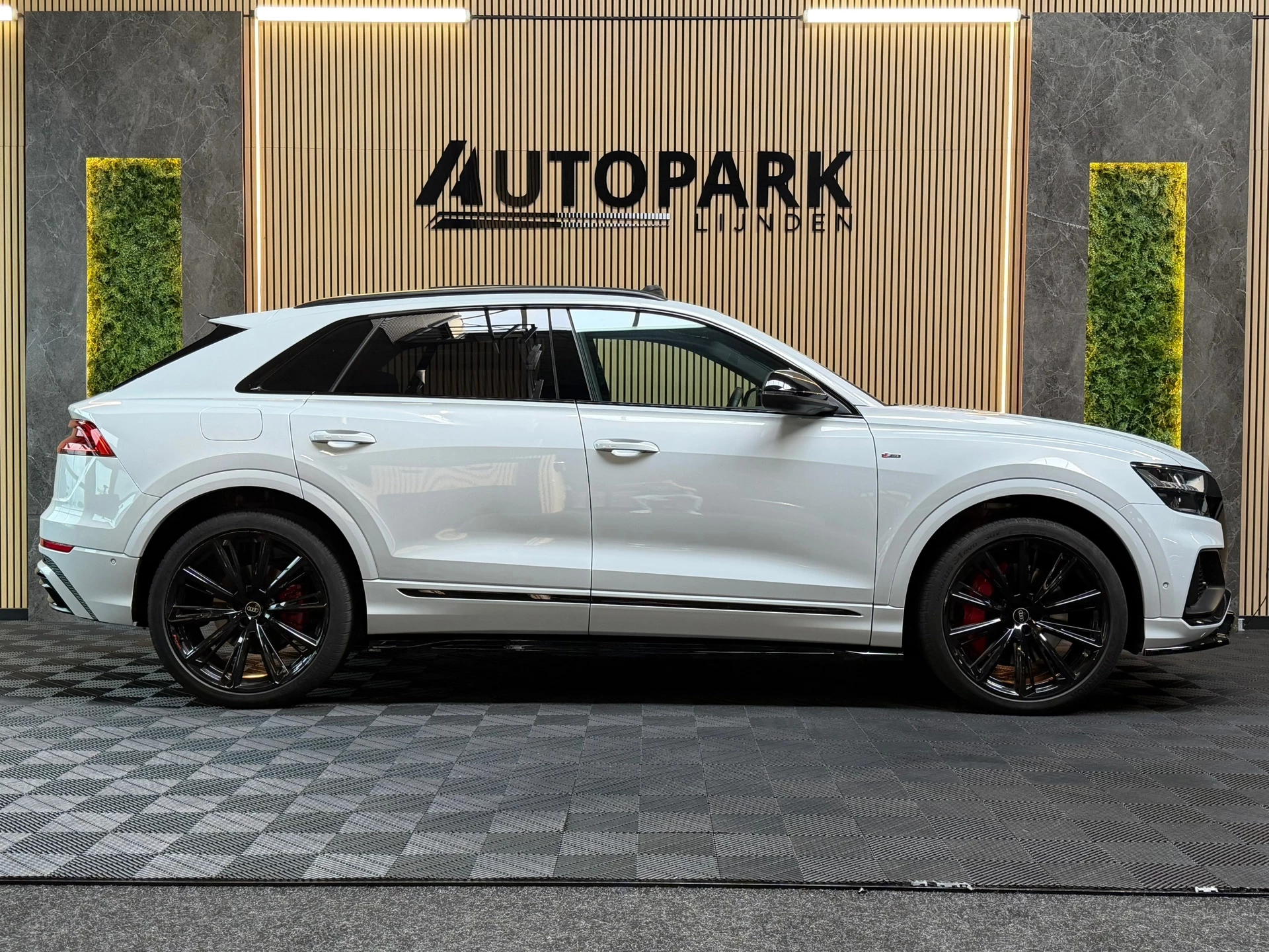 Hoofdafbeelding Audi Q8