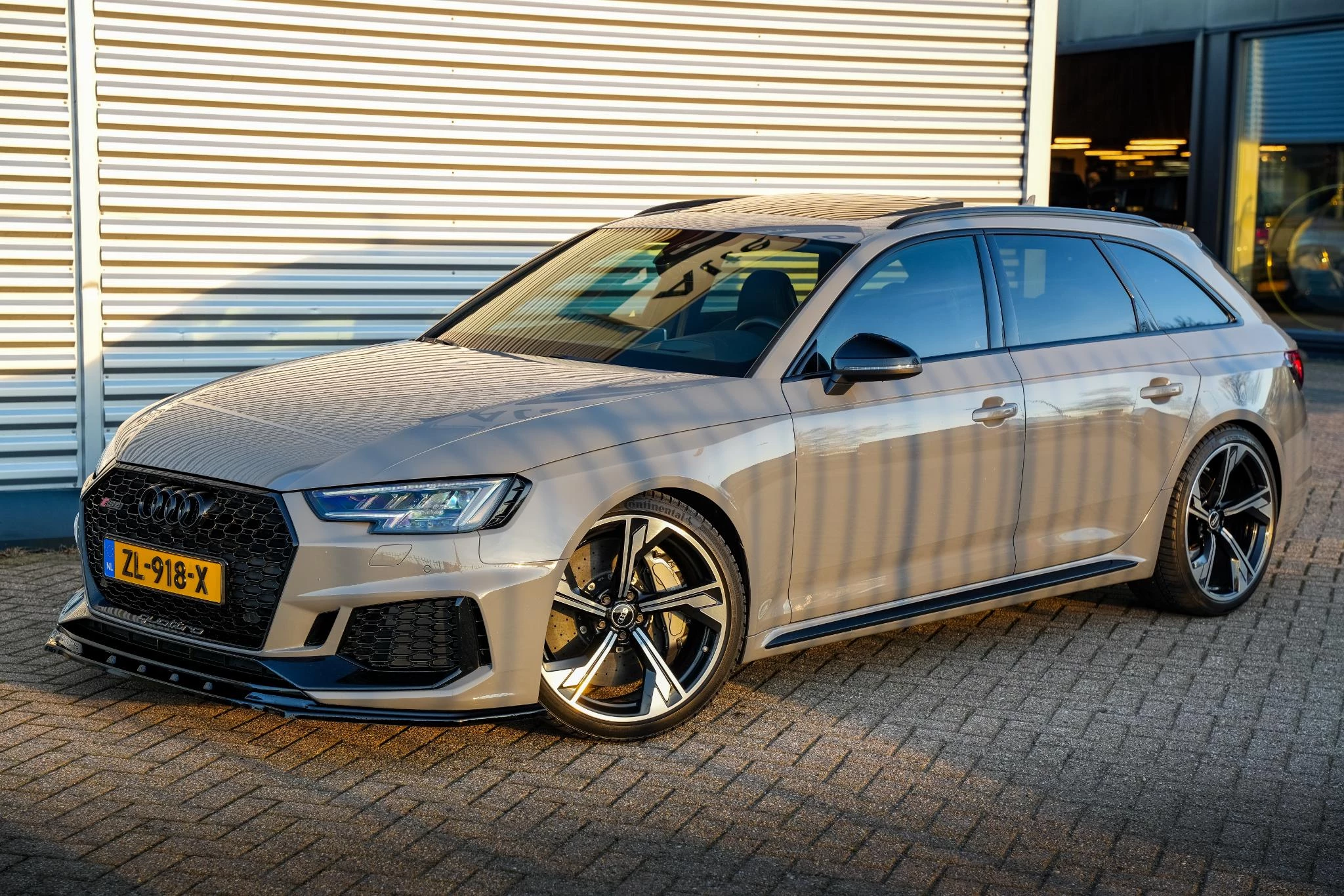 Hoofdafbeelding Audi RS4