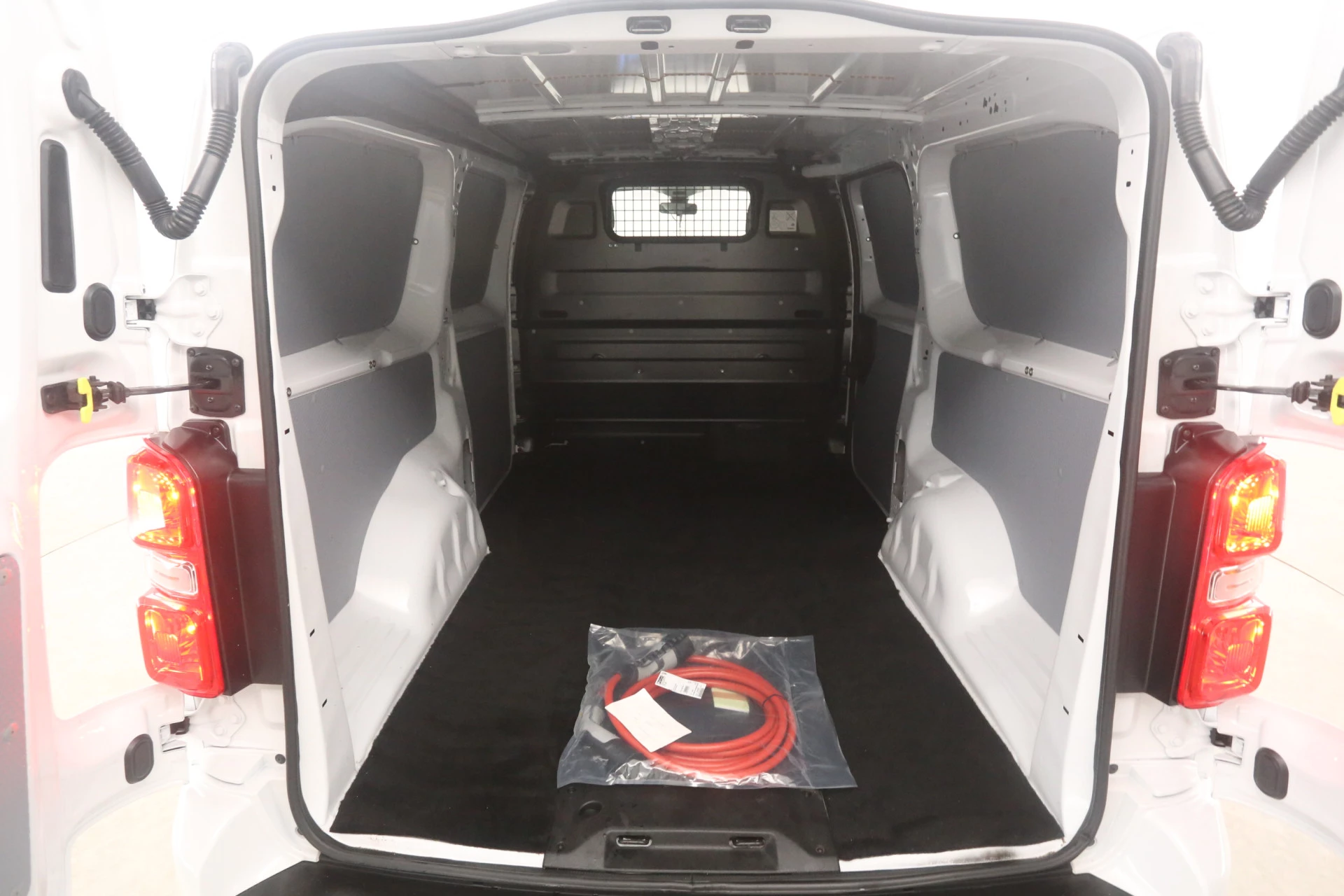 Hoofdafbeelding Opel Vivaro-e