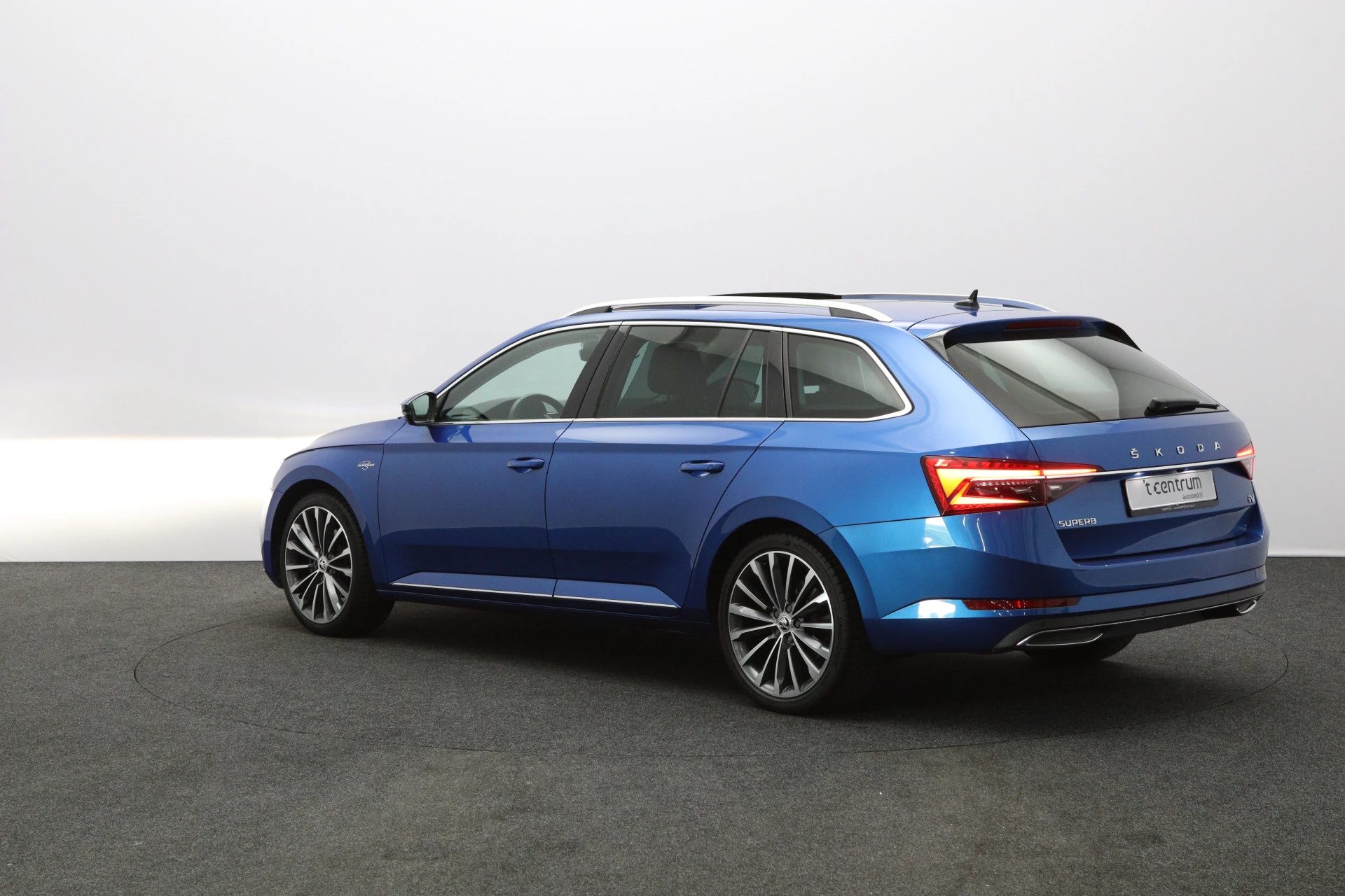 Hoofdafbeelding Škoda Superb