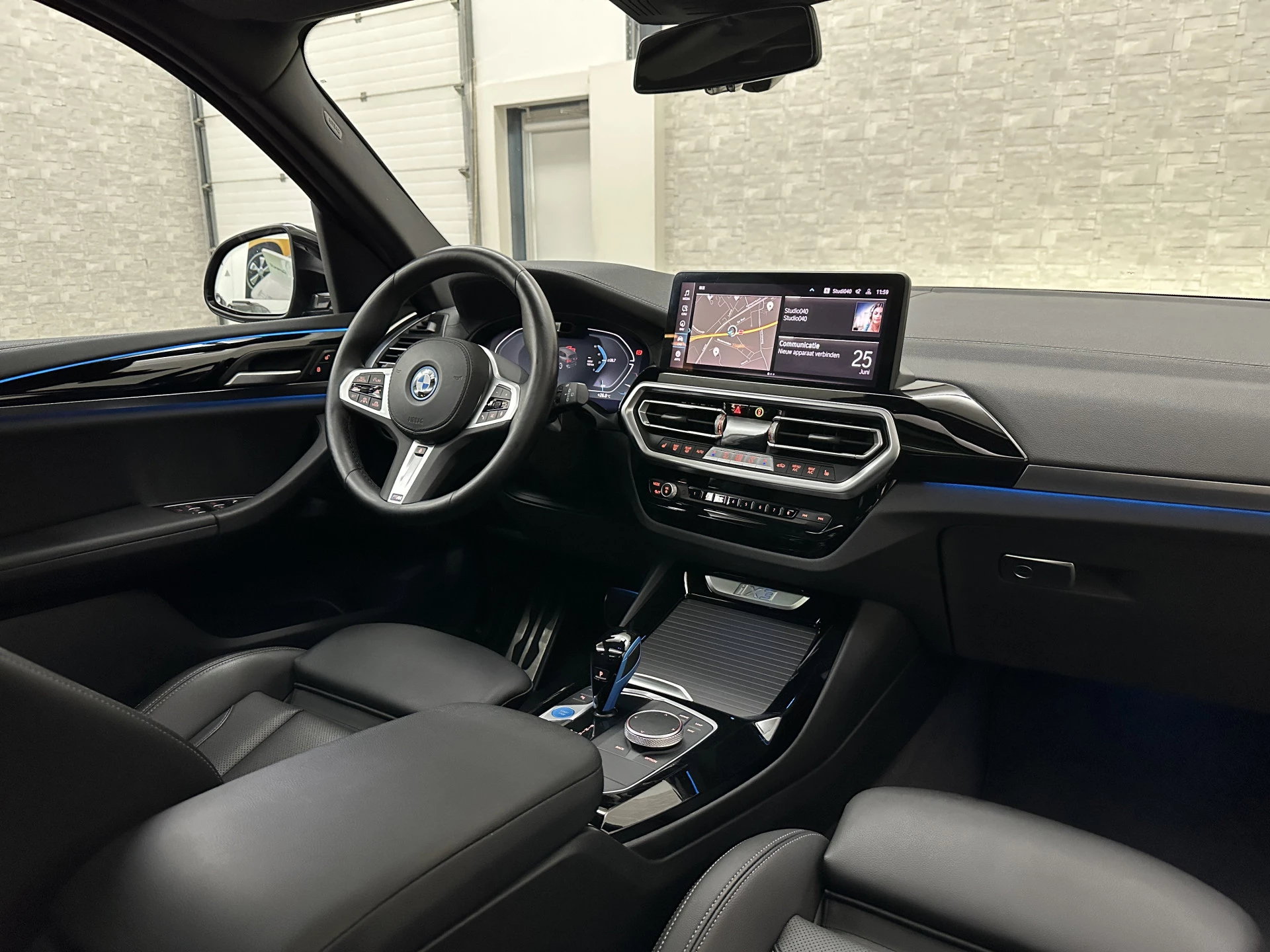 Hoofdafbeelding BMW iX3