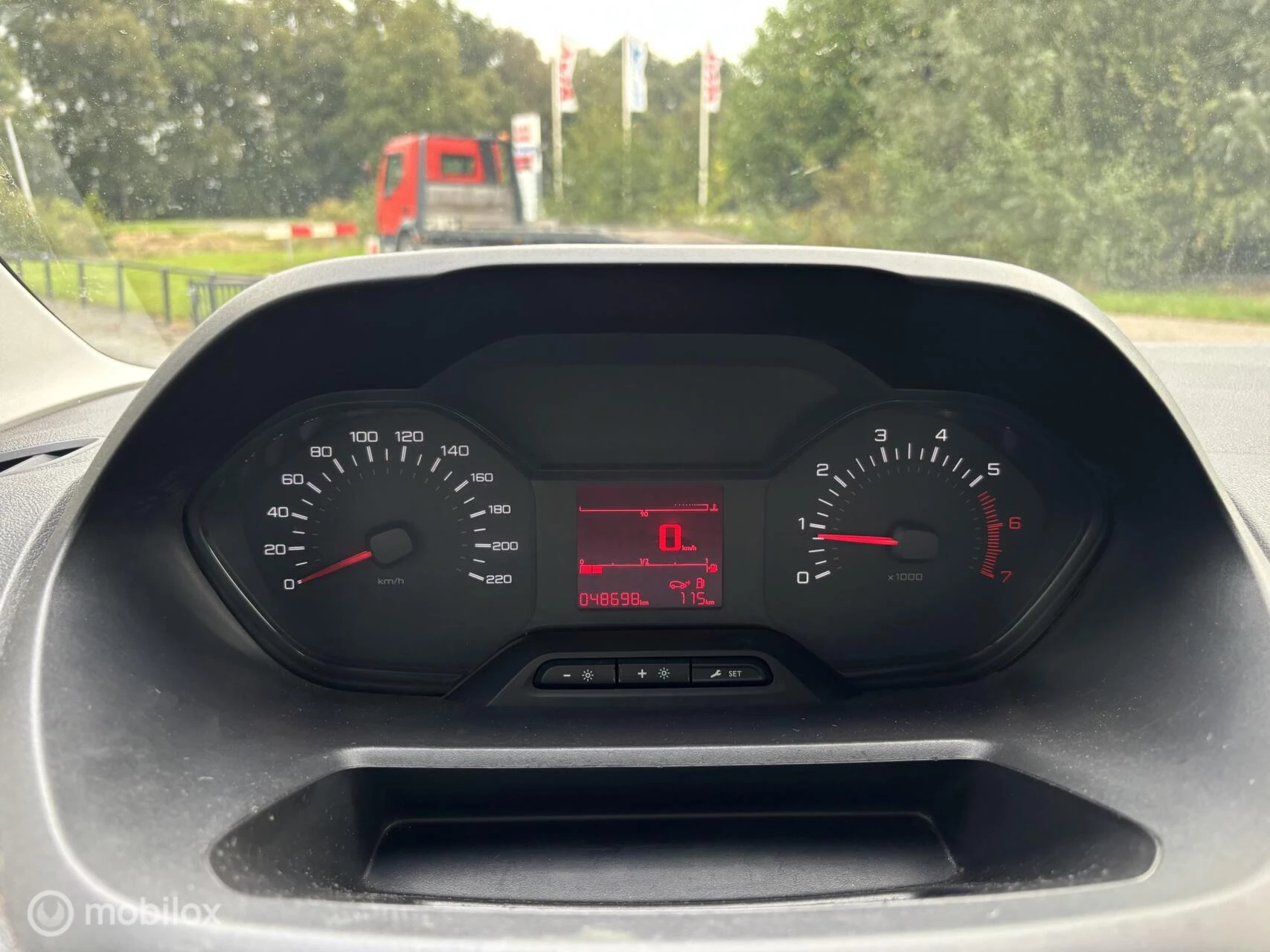 Hoofdafbeelding Peugeot Partner