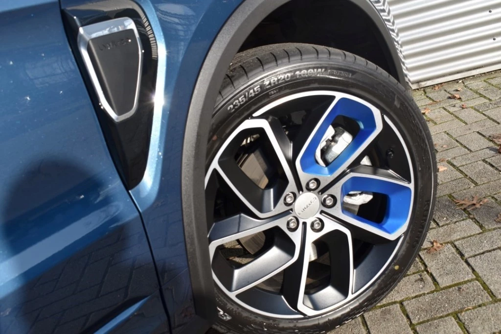 Hoofdafbeelding Lynk & Co 01