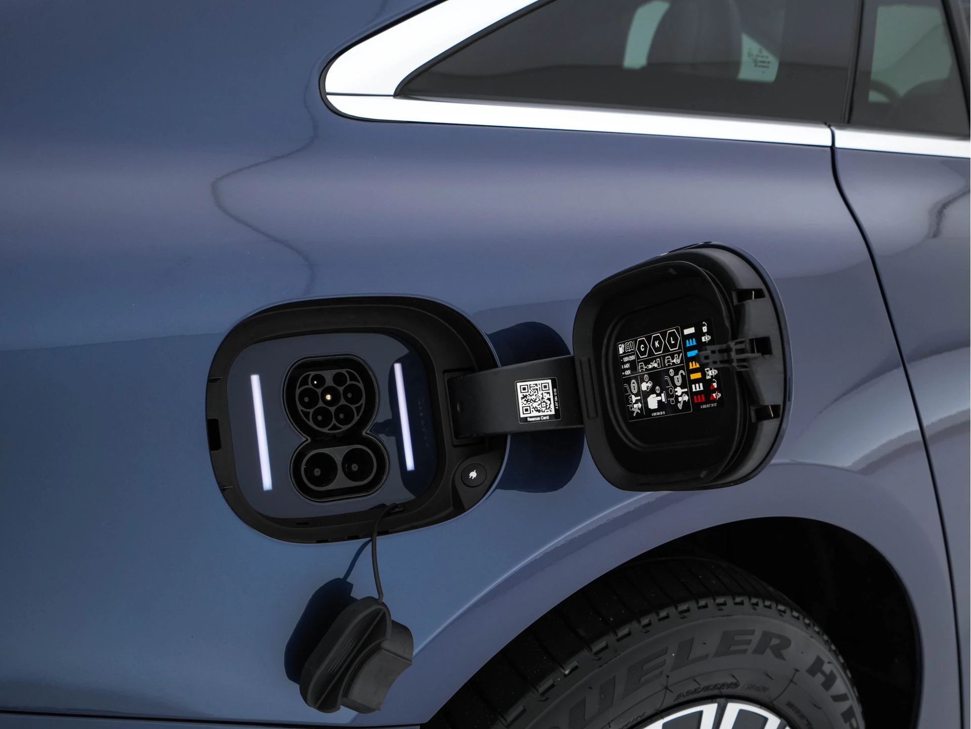 Hoofdafbeelding Mercedes-Benz EQS