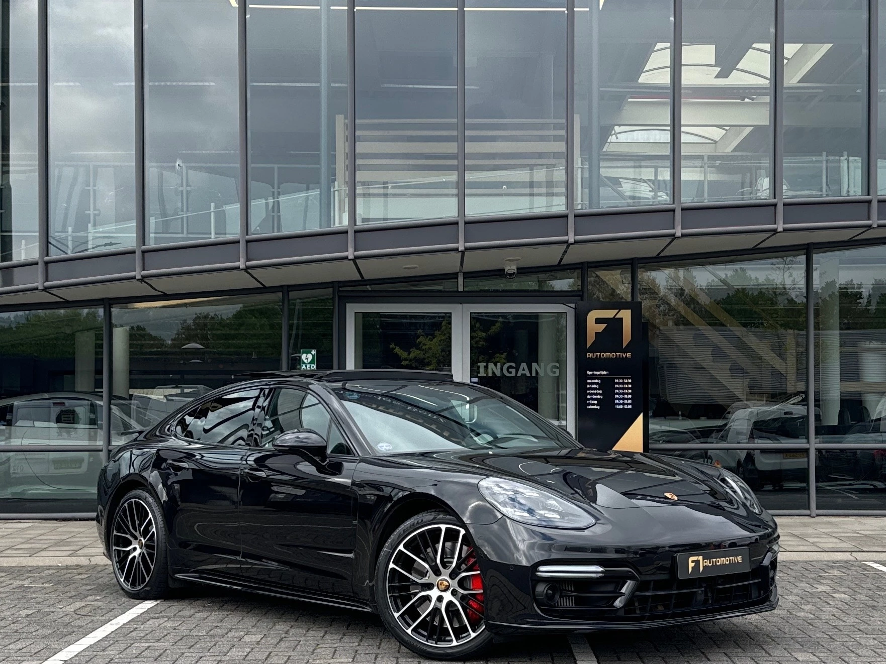 Hoofdafbeelding Porsche Panamera