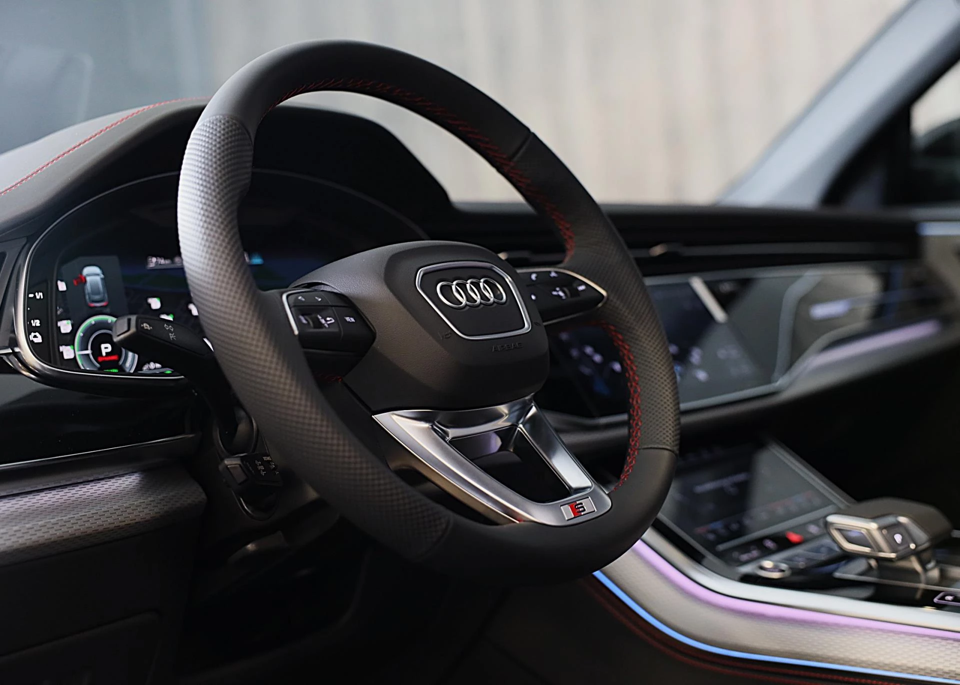 Hoofdafbeelding Audi Q8