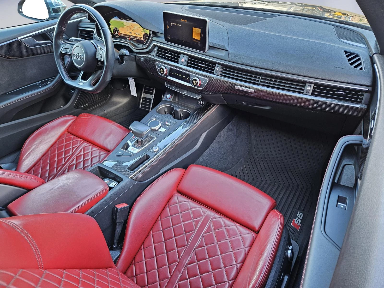 Hoofdafbeelding Audi S5