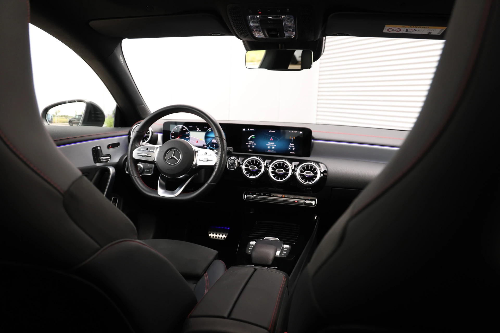 Hoofdafbeelding Mercedes-Benz CLA