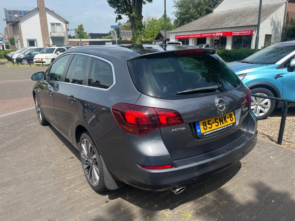Hoofdafbeelding Opel Astra