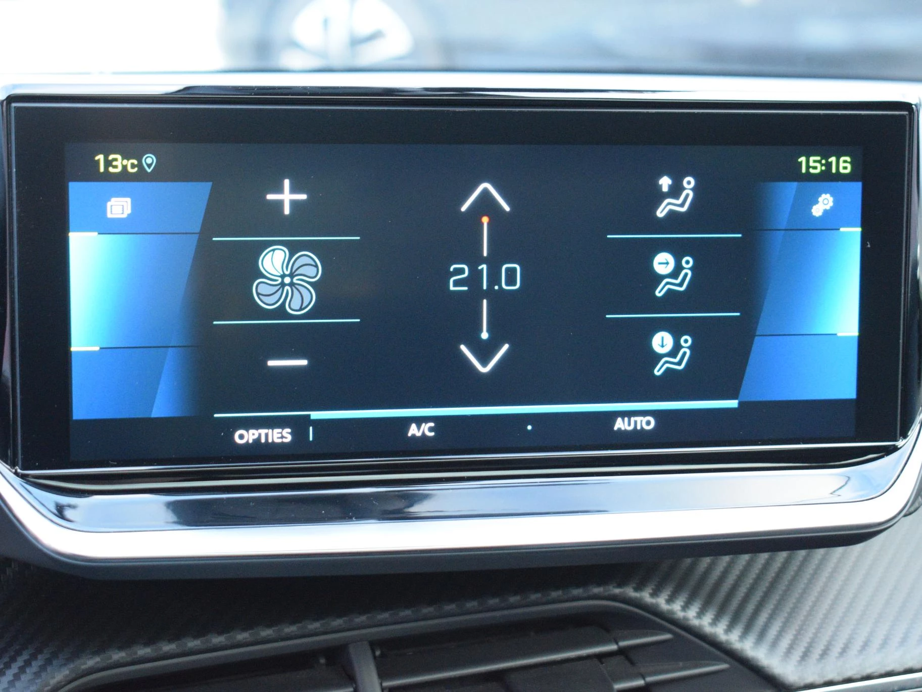 Hoofdafbeelding Peugeot e-208