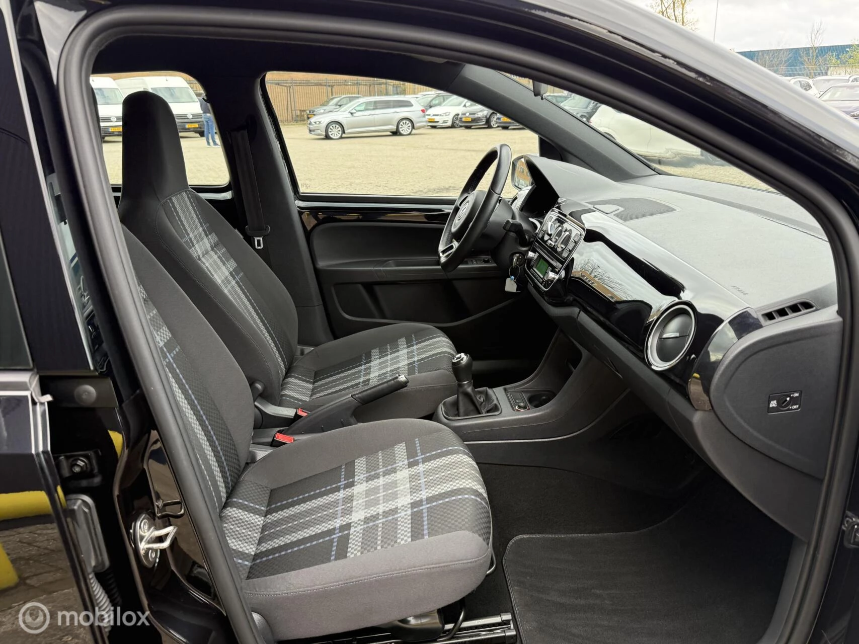 Hoofdafbeelding Volkswagen up!