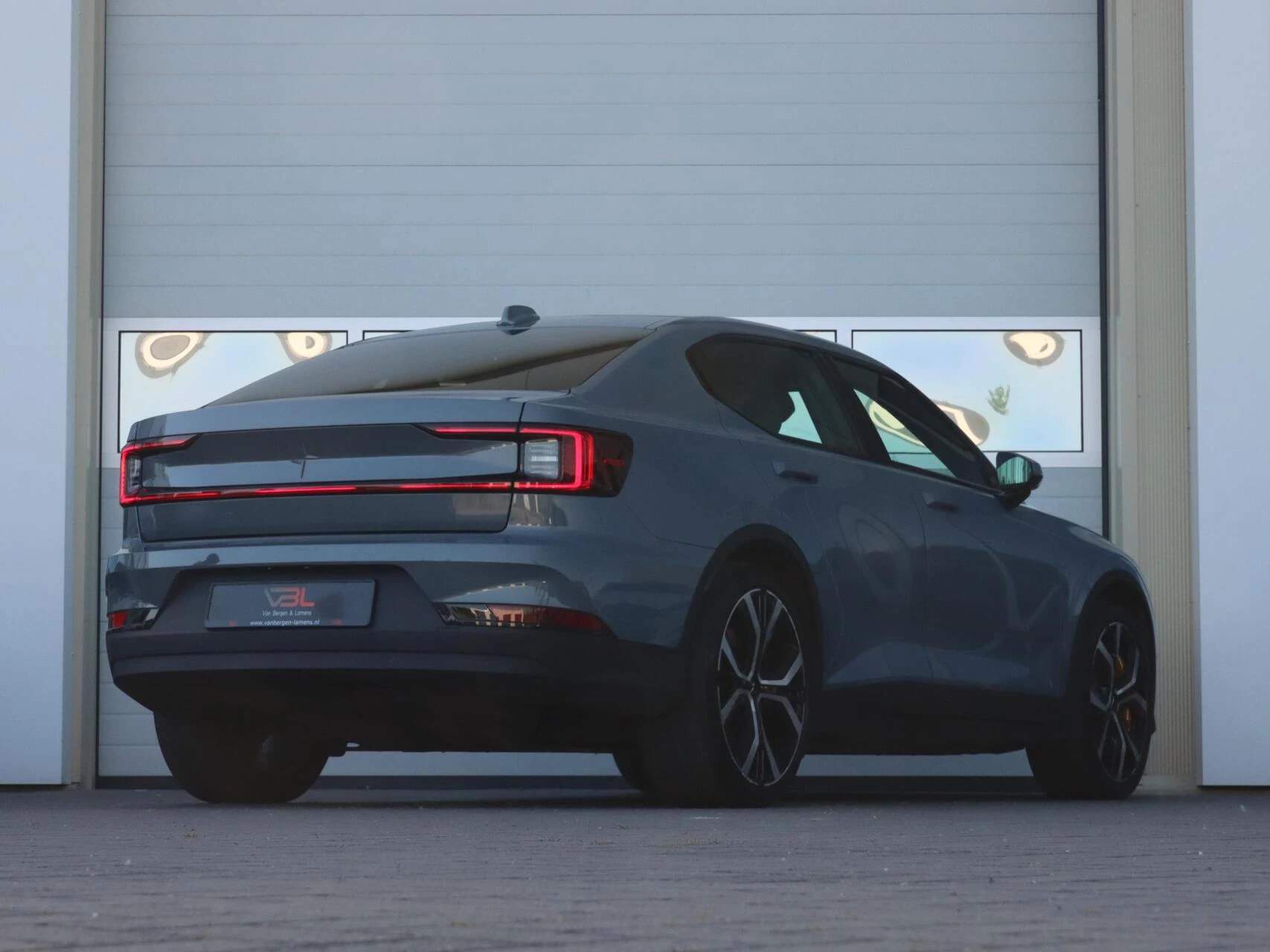 Hoofdafbeelding Polestar 2