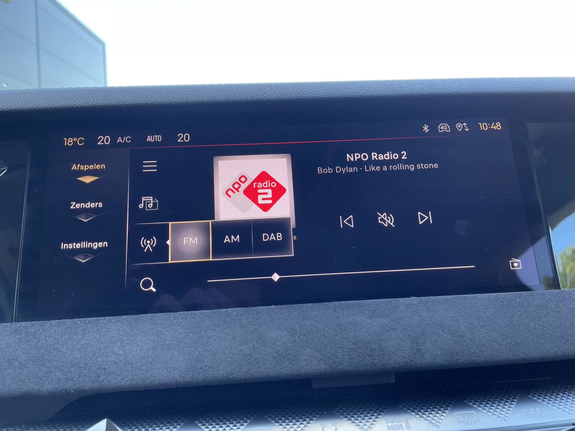 Hoofdafbeelding DS DS 4