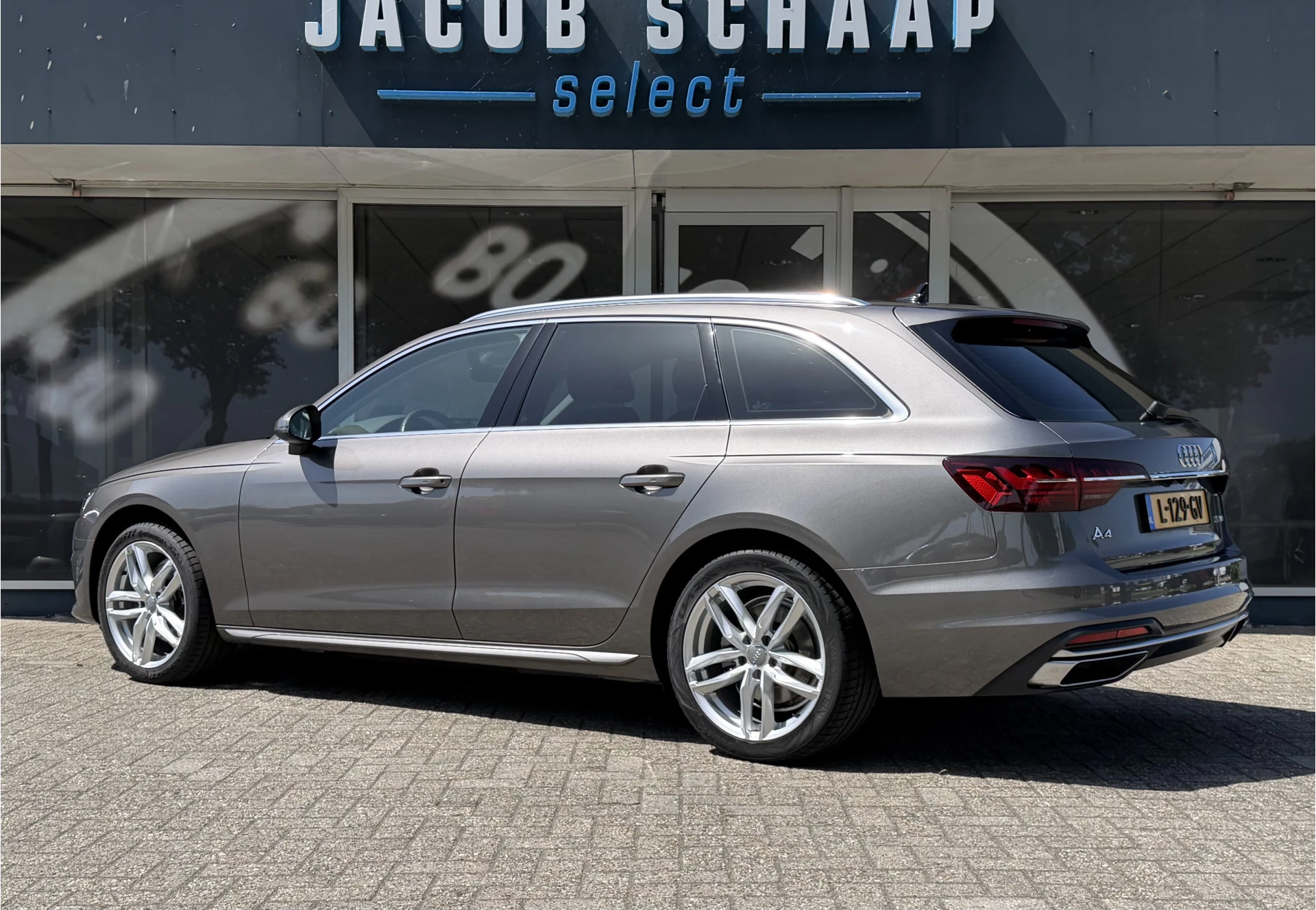 Hoofdafbeelding Audi A4