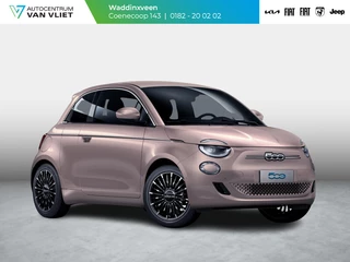 Hoofdafbeelding Fiat 500e Fiat 500e 3+1 La Prima 42 kWh | 17% Bijtelling | Clima | Cruise | Leder | 17" | Priv Glass | Winter Pack | JBL Sound | BSM | Apple Carplay