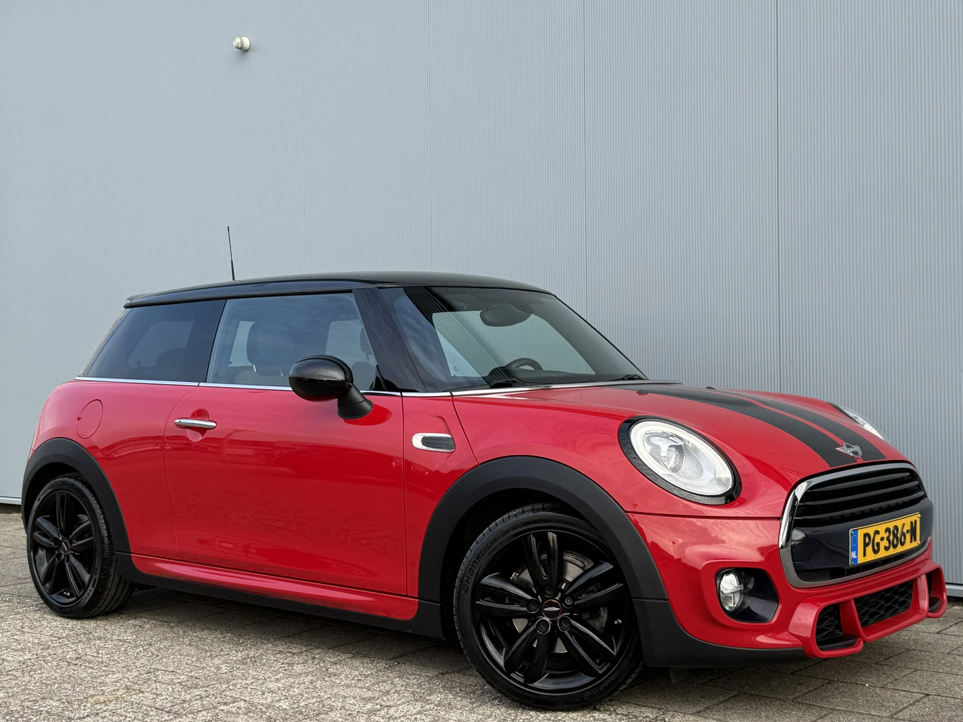 Hoofdafbeelding MINI Cooper
