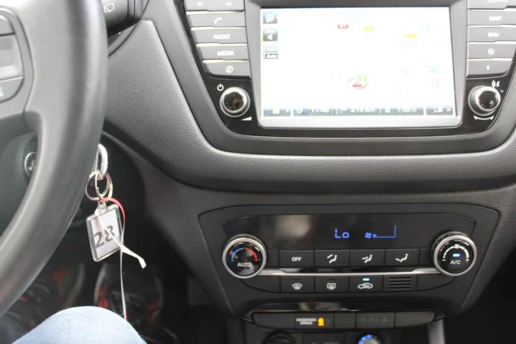 Hoofdafbeelding Hyundai i20