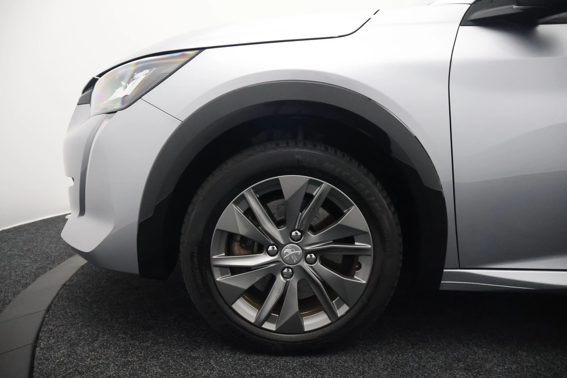 Hoofdafbeelding Peugeot e-208