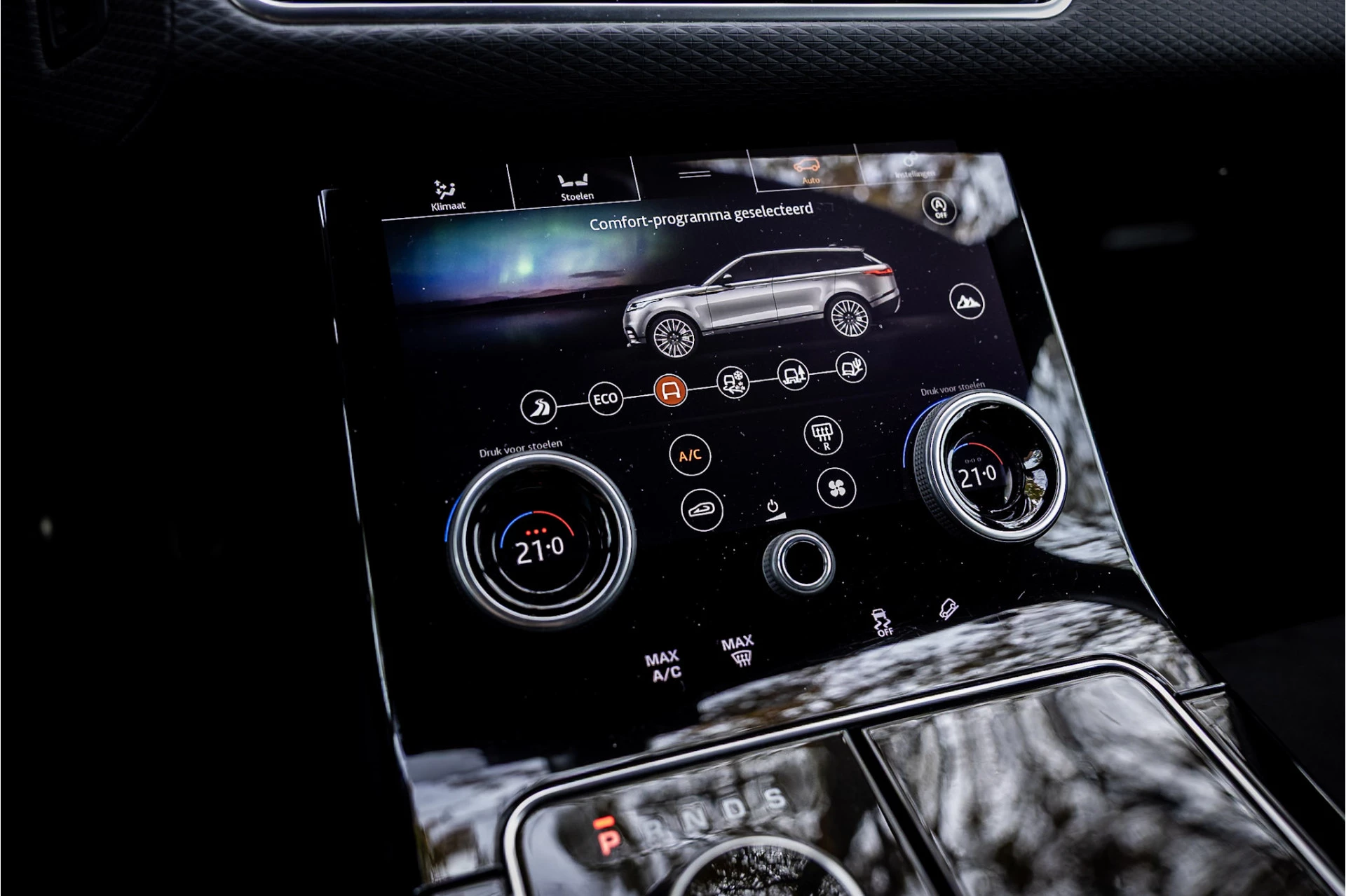 Hoofdafbeelding Land Rover Range Rover Velar