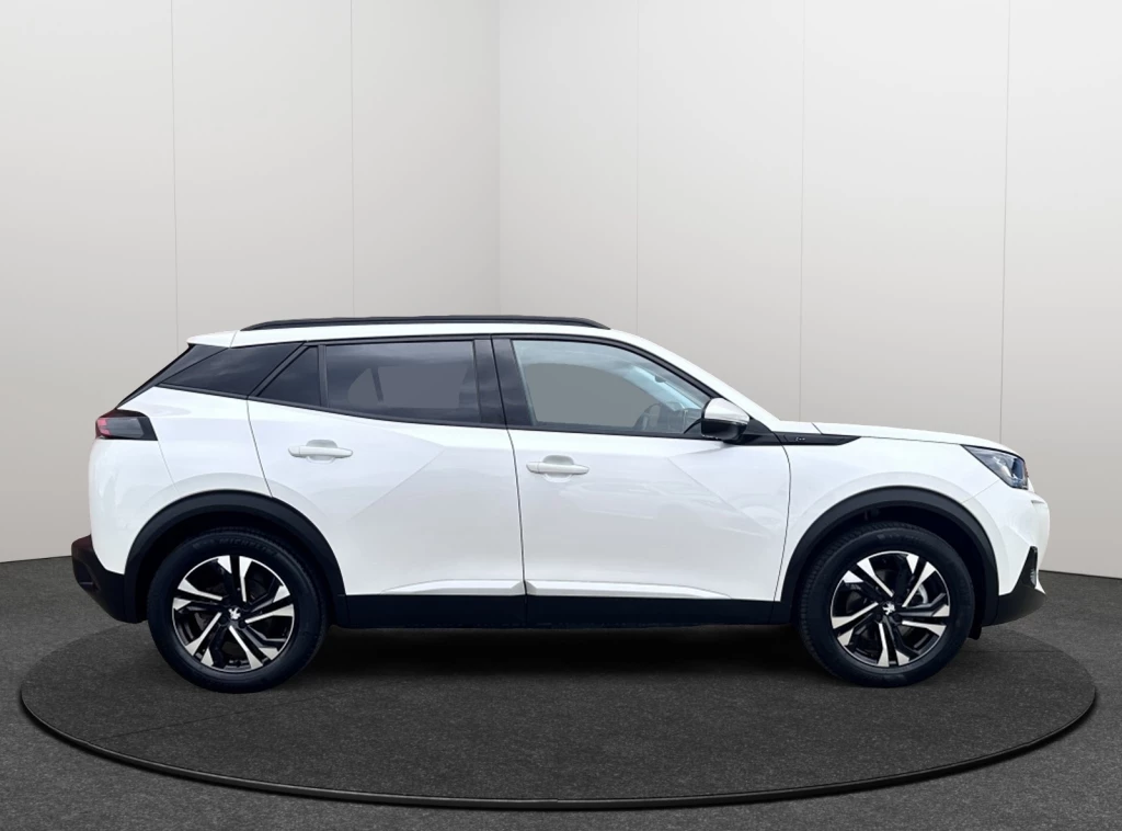 Hoofdafbeelding Peugeot e-2008