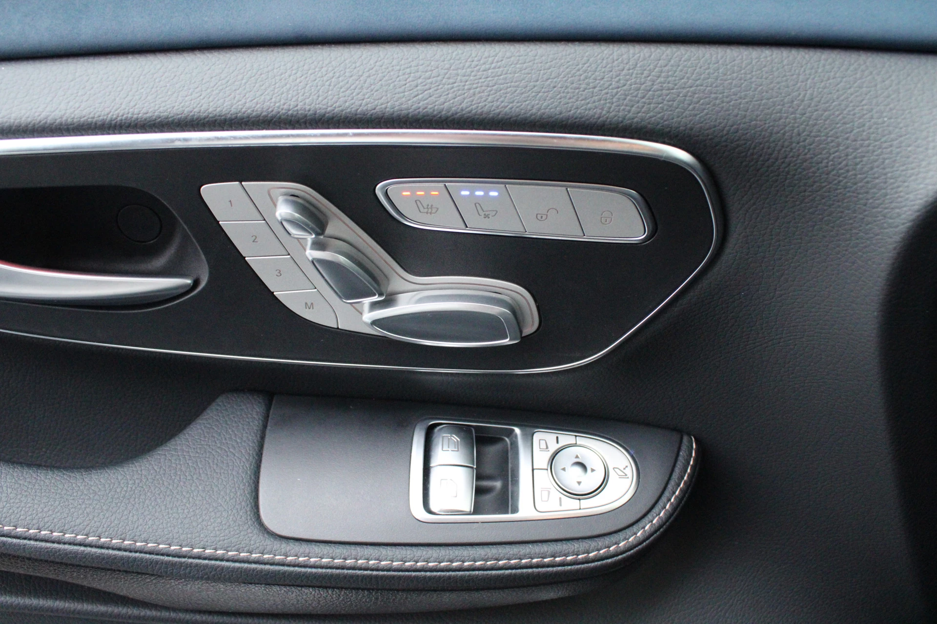 Hoofdafbeelding Mercedes-Benz EQV