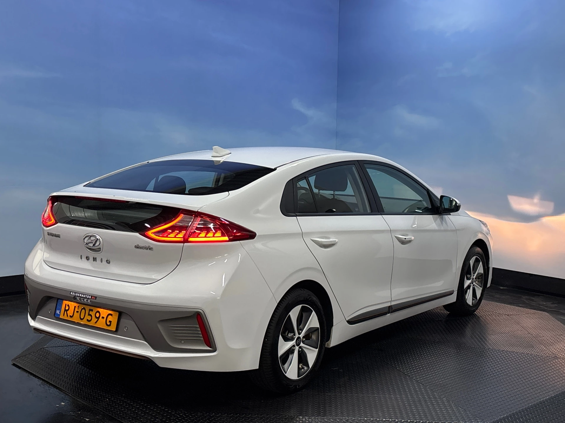 Hoofdafbeelding Hyundai IONIQ