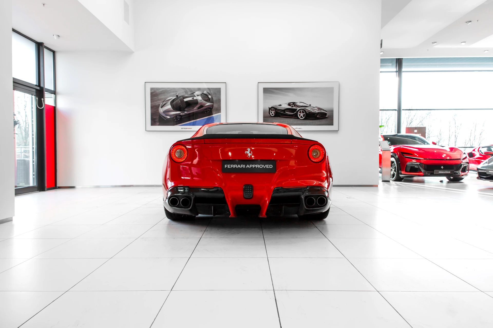 Hoofdafbeelding Ferrari F12