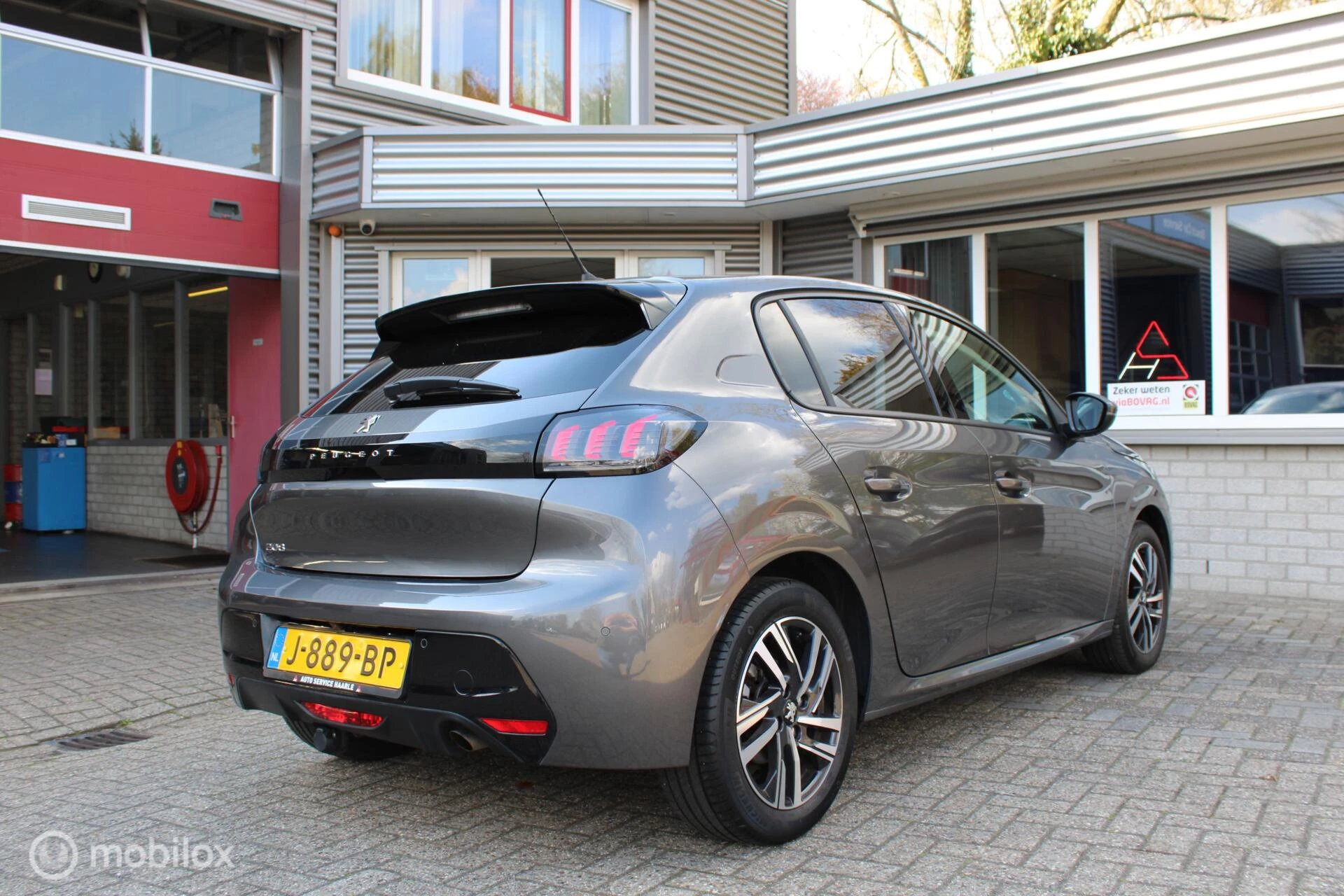 Hoofdafbeelding Peugeot 208