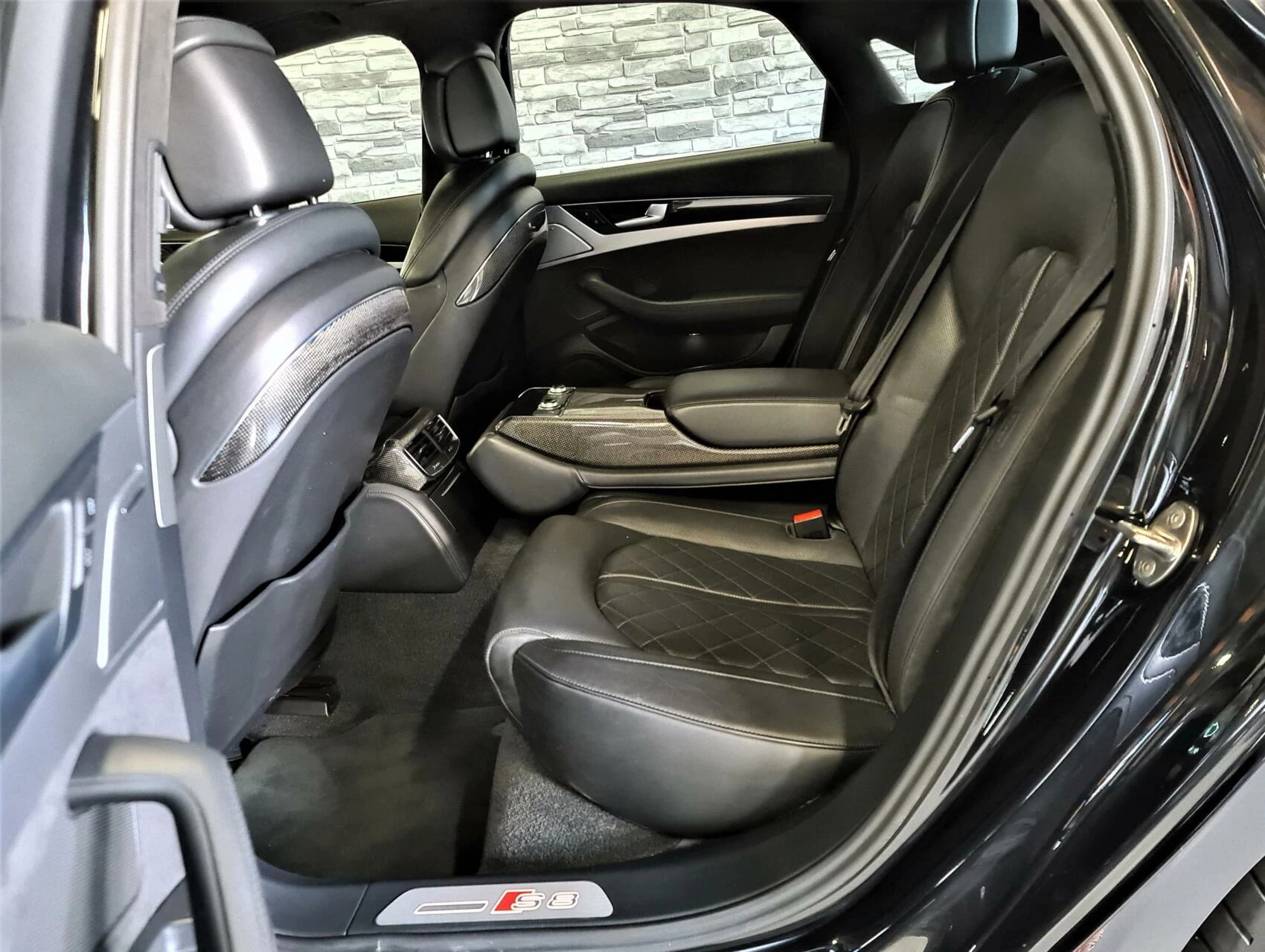 Hoofdafbeelding Audi S8