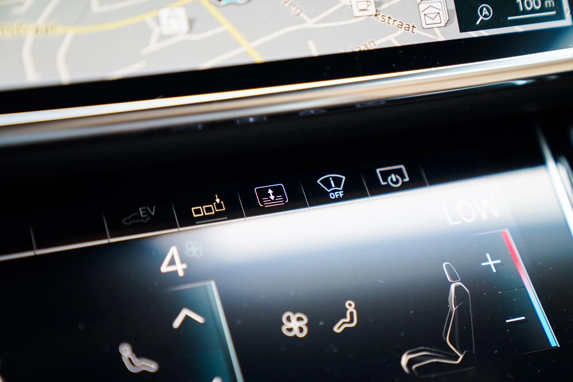 Hoofdafbeelding Audi A8