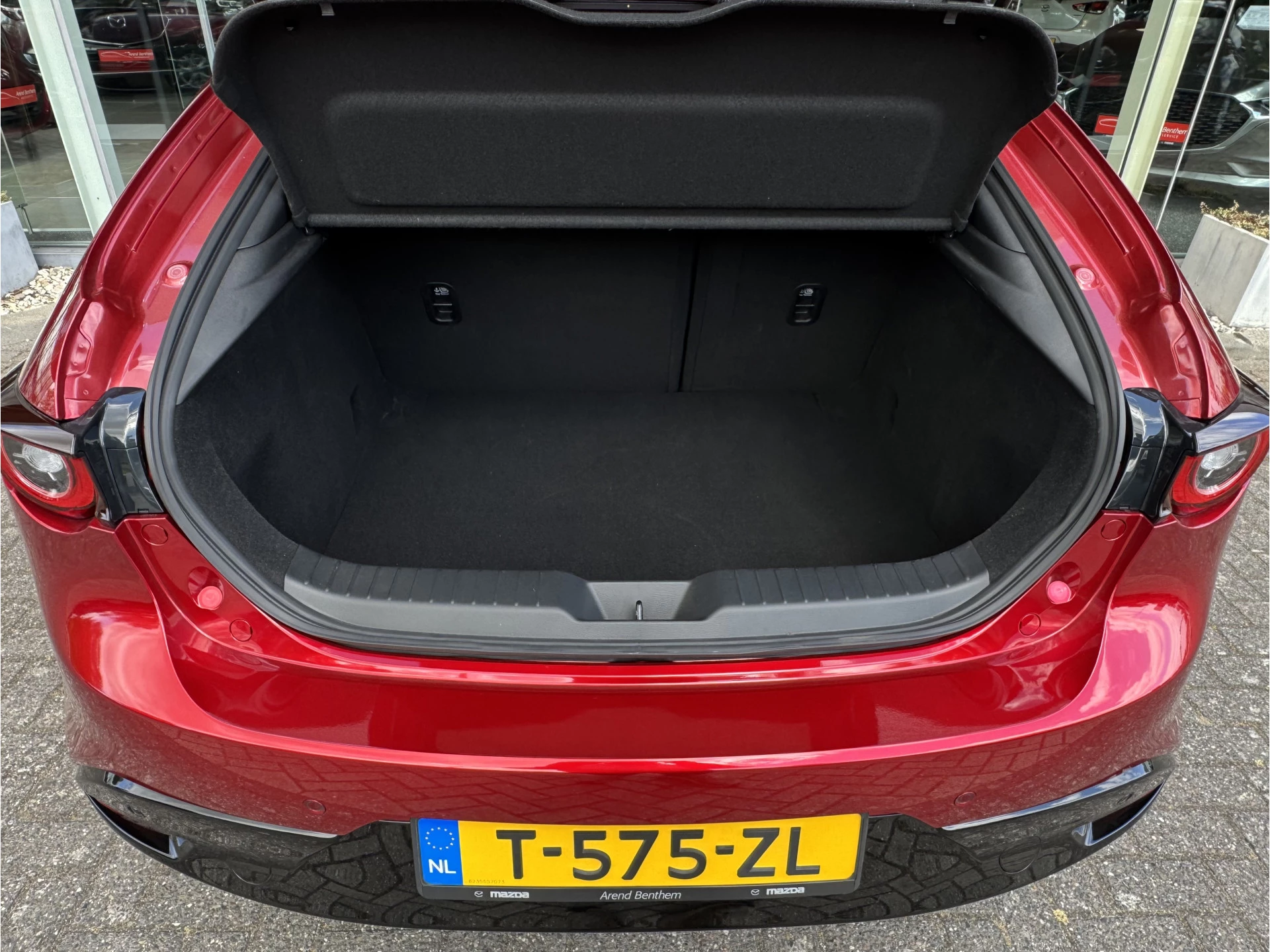 Hoofdafbeelding Mazda 3