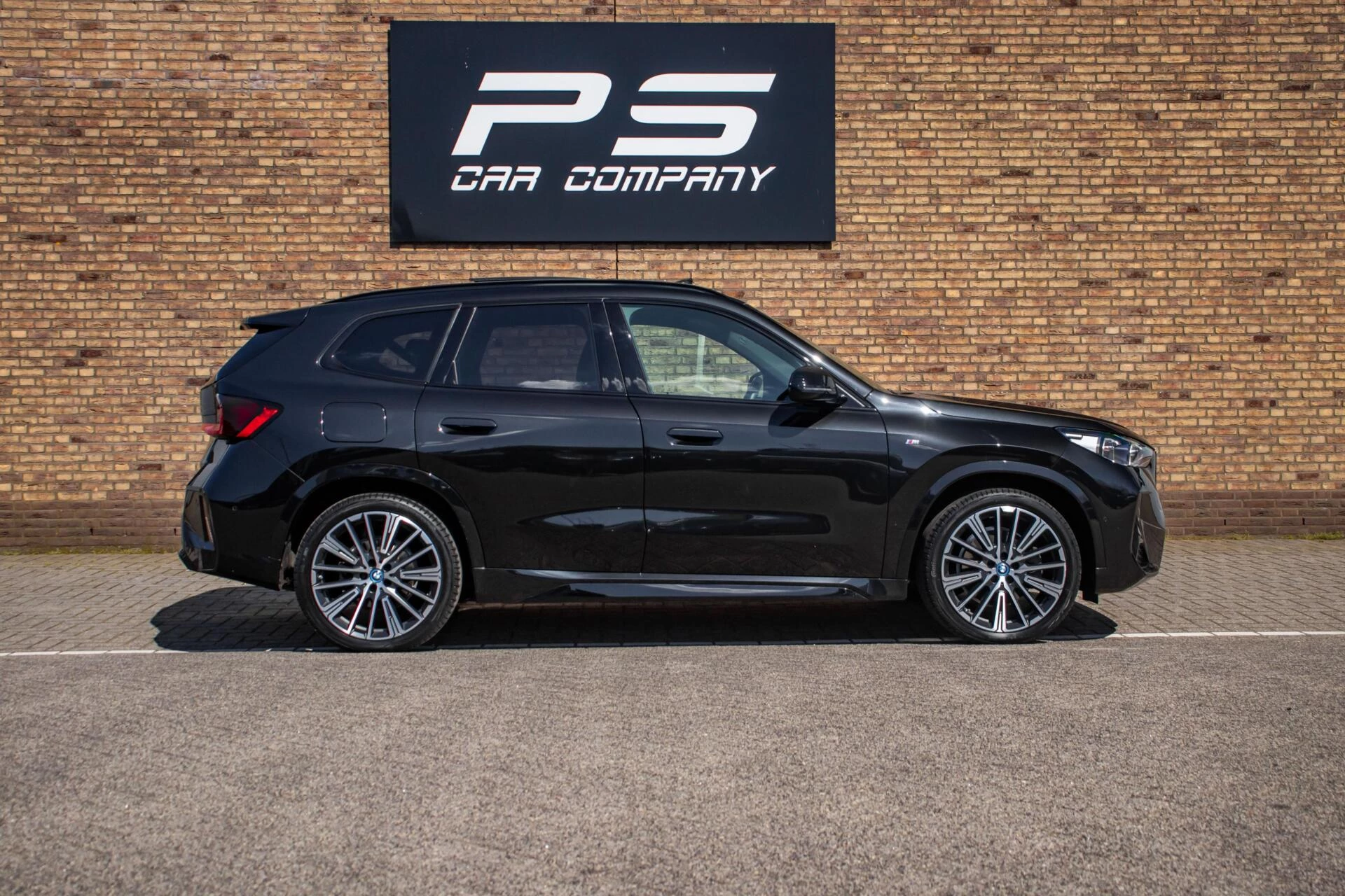 Hoofdafbeelding BMW iX1