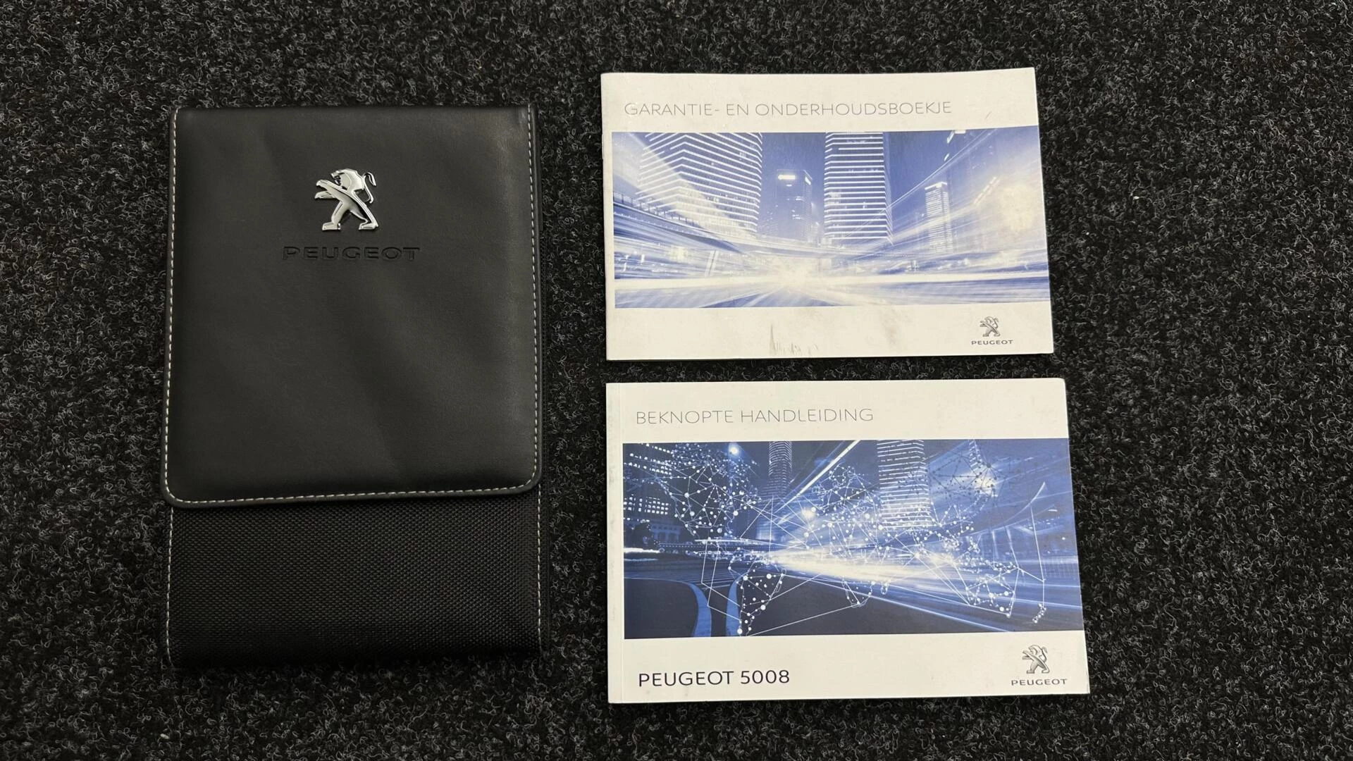 Hoofdafbeelding Peugeot 5008