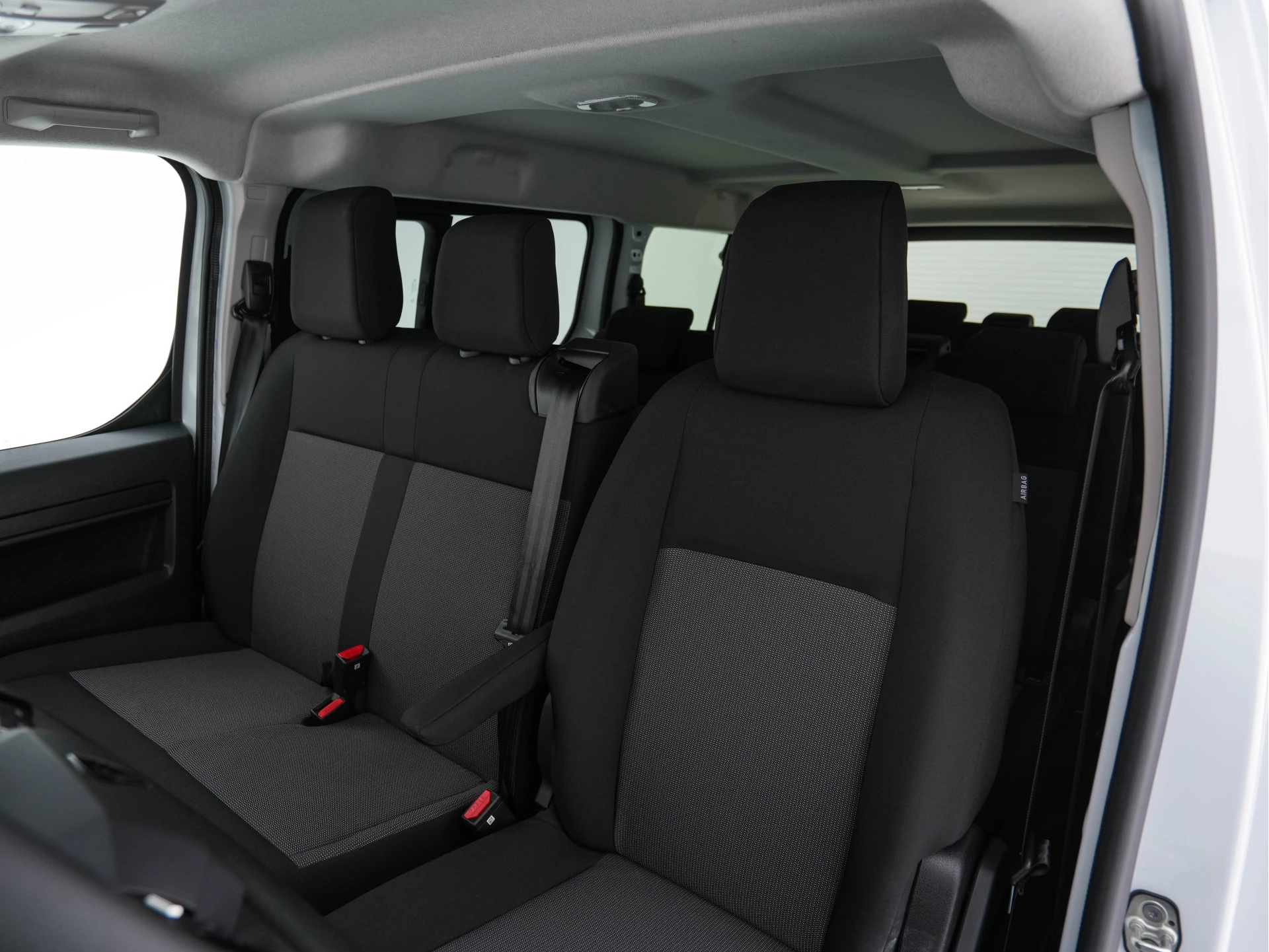 Hoofdafbeelding Peugeot e-Expert