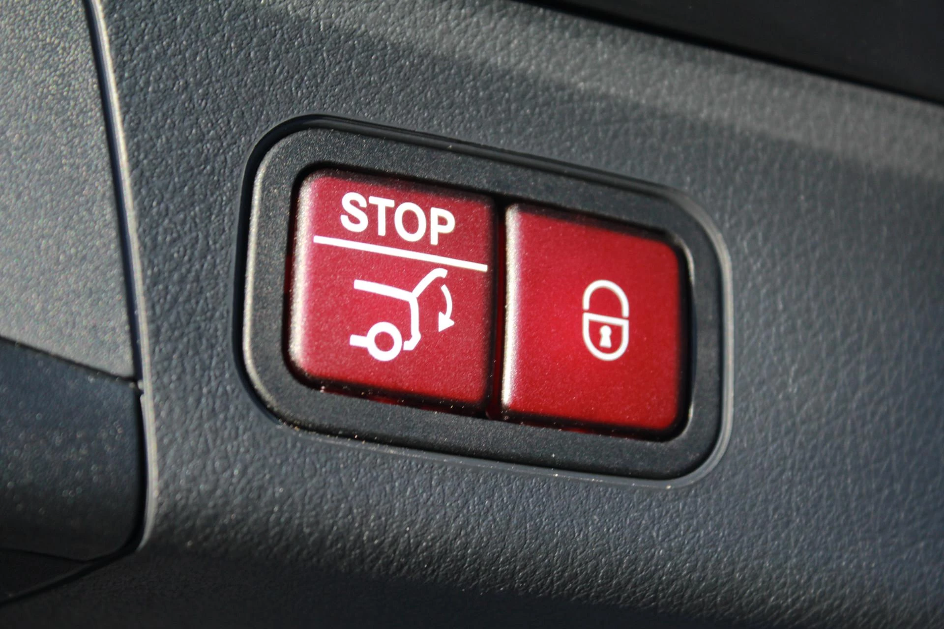 Hoofdafbeelding Mercedes-Benz EQB