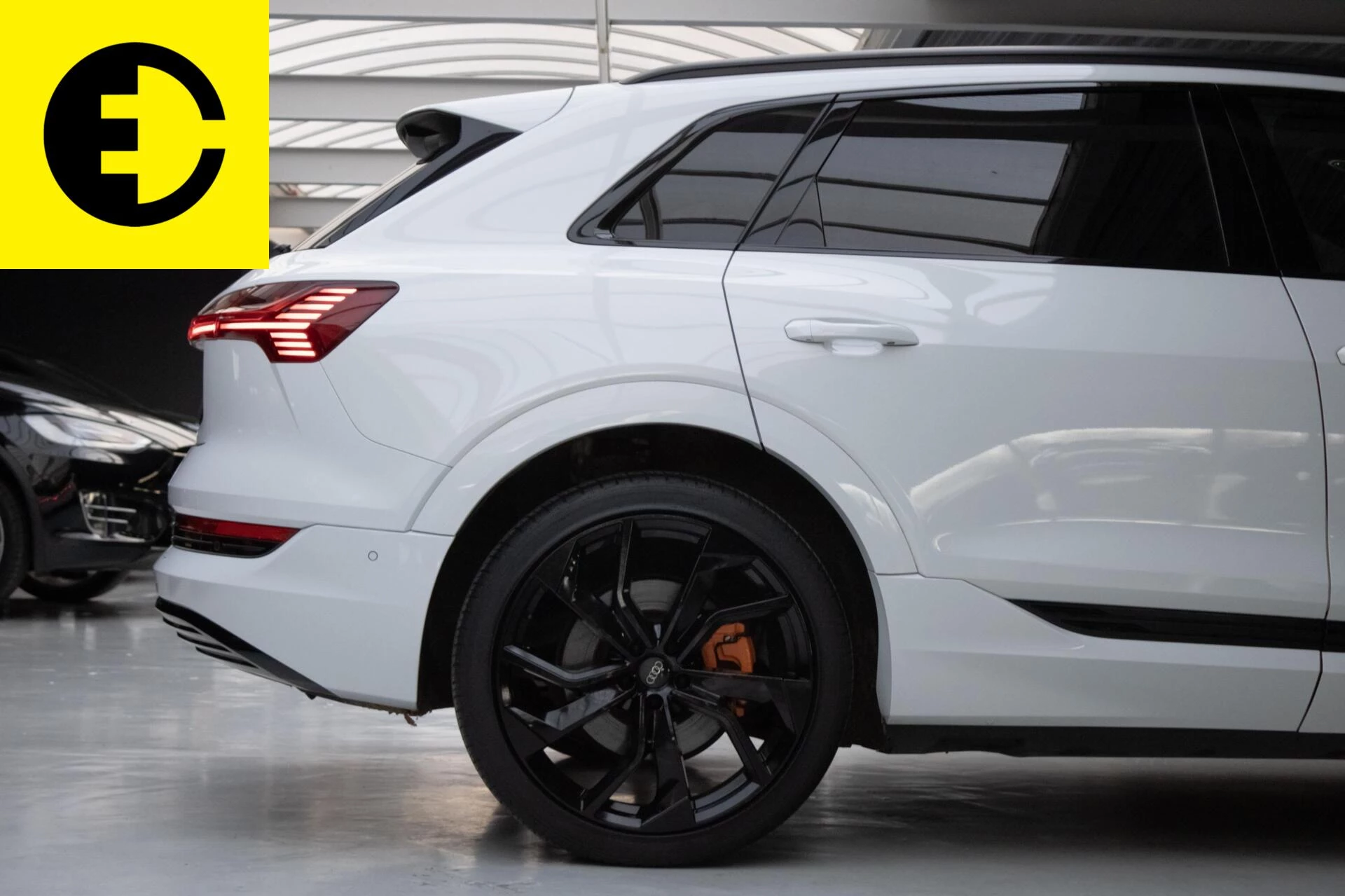 Hoofdafbeelding Audi e-tron