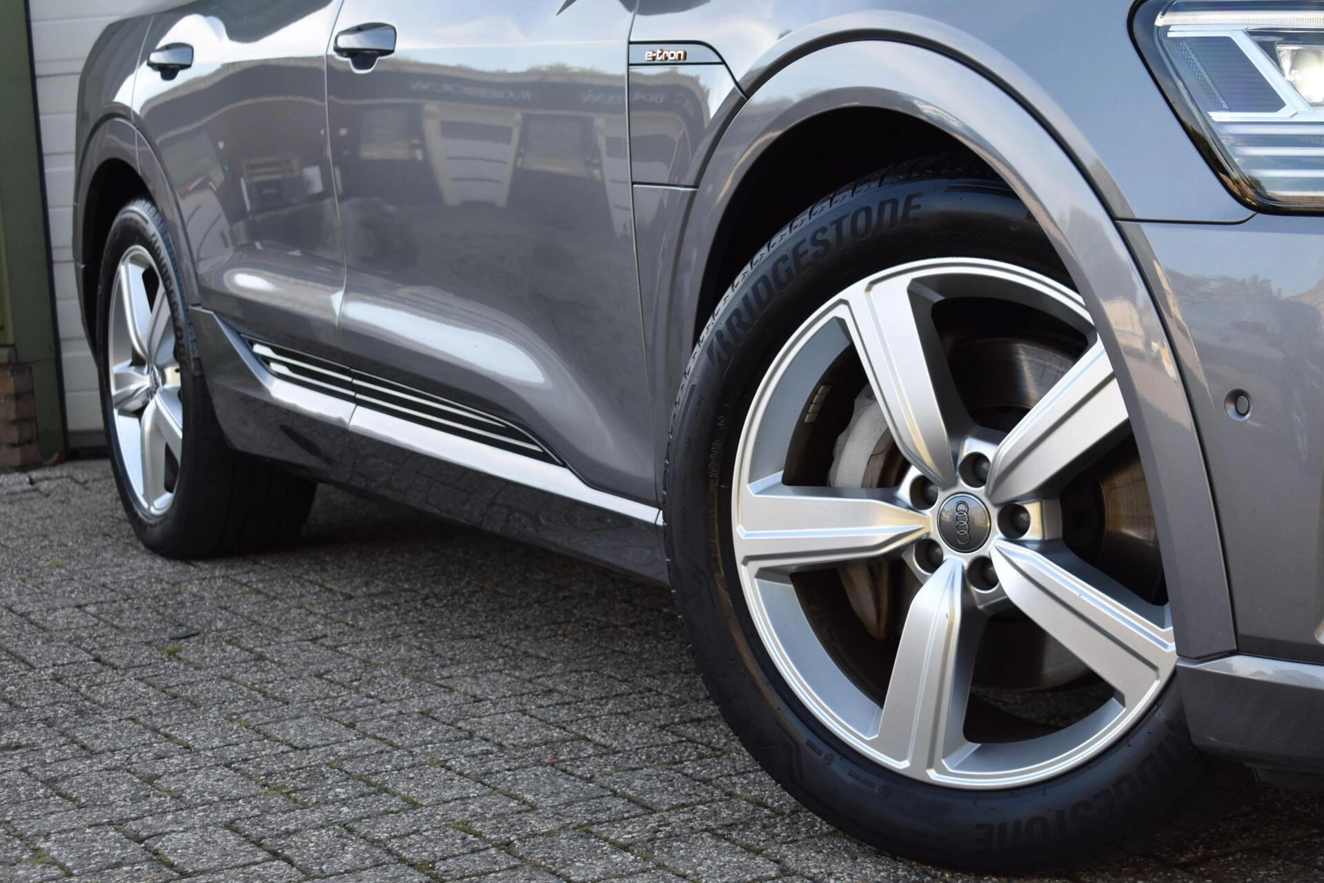 Hoofdafbeelding Audi e-tron
