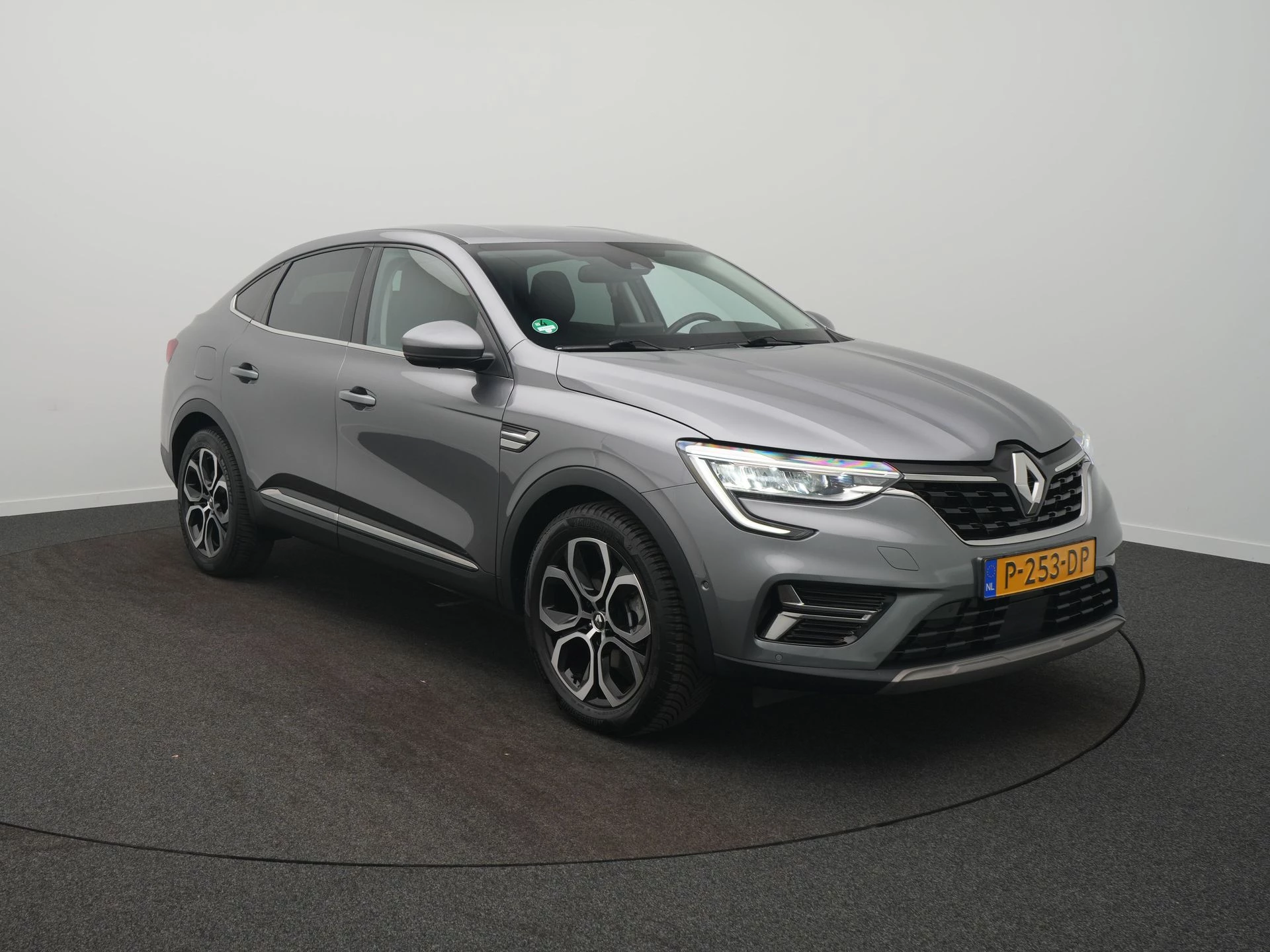 Hoofdafbeelding Renault Arkana
