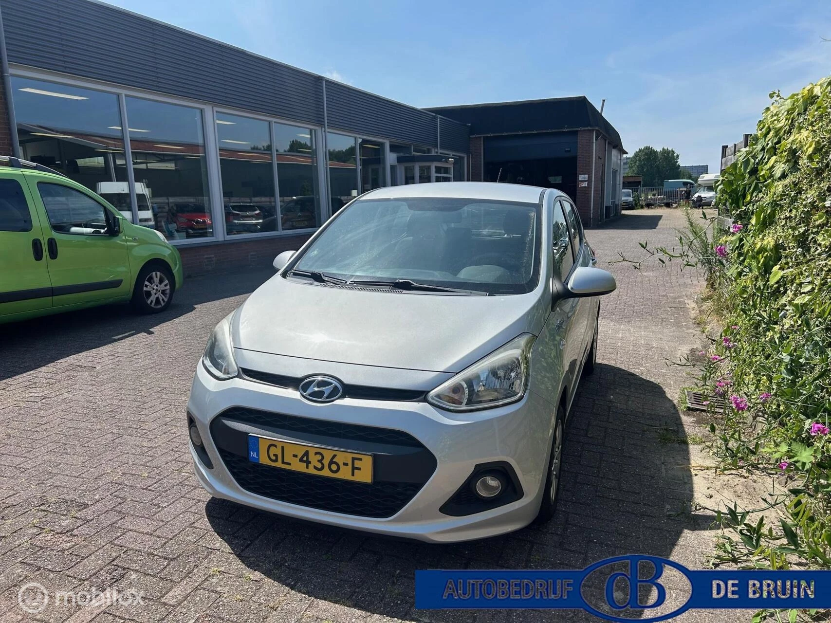 Hoofdafbeelding Hyundai i10