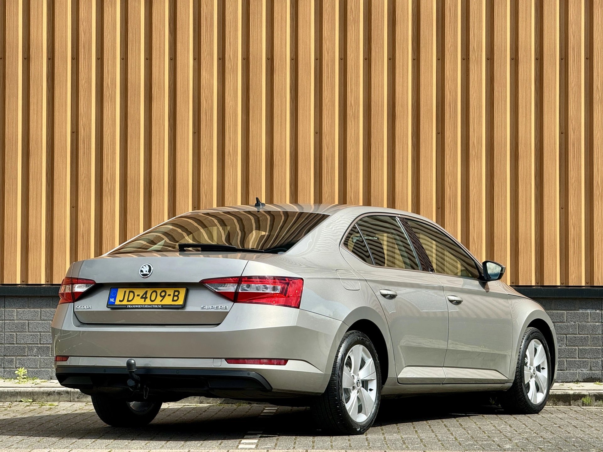 Hoofdafbeelding Škoda Superb