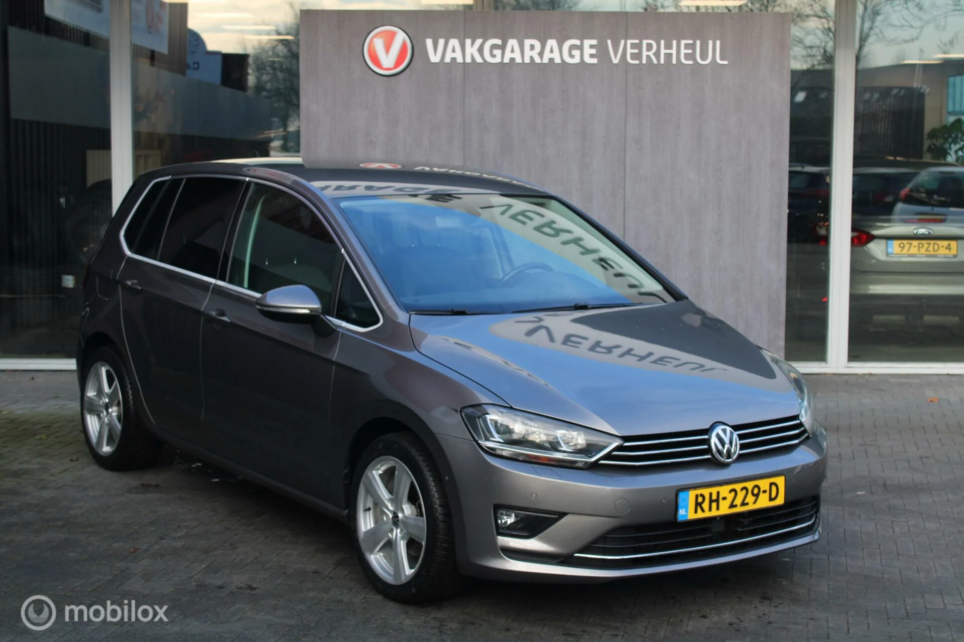 Hoofdafbeelding Volkswagen Golf Sportsvan