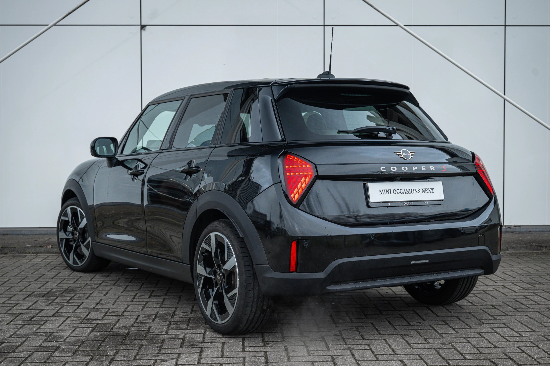 Hoofdafbeelding MINI 5-deurs