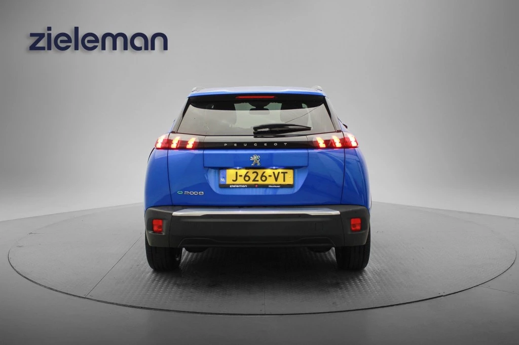 Hoofdafbeelding Peugeot e-2008