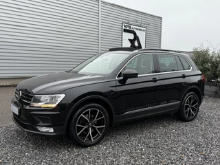 Volkswagen Tiguan 1.4 TSI ACT Highline DSG Pano|Camera|Navi|ACC Zwart!
