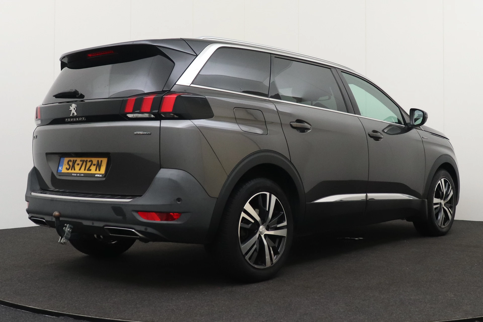 Hoofdafbeelding Peugeot 5008
