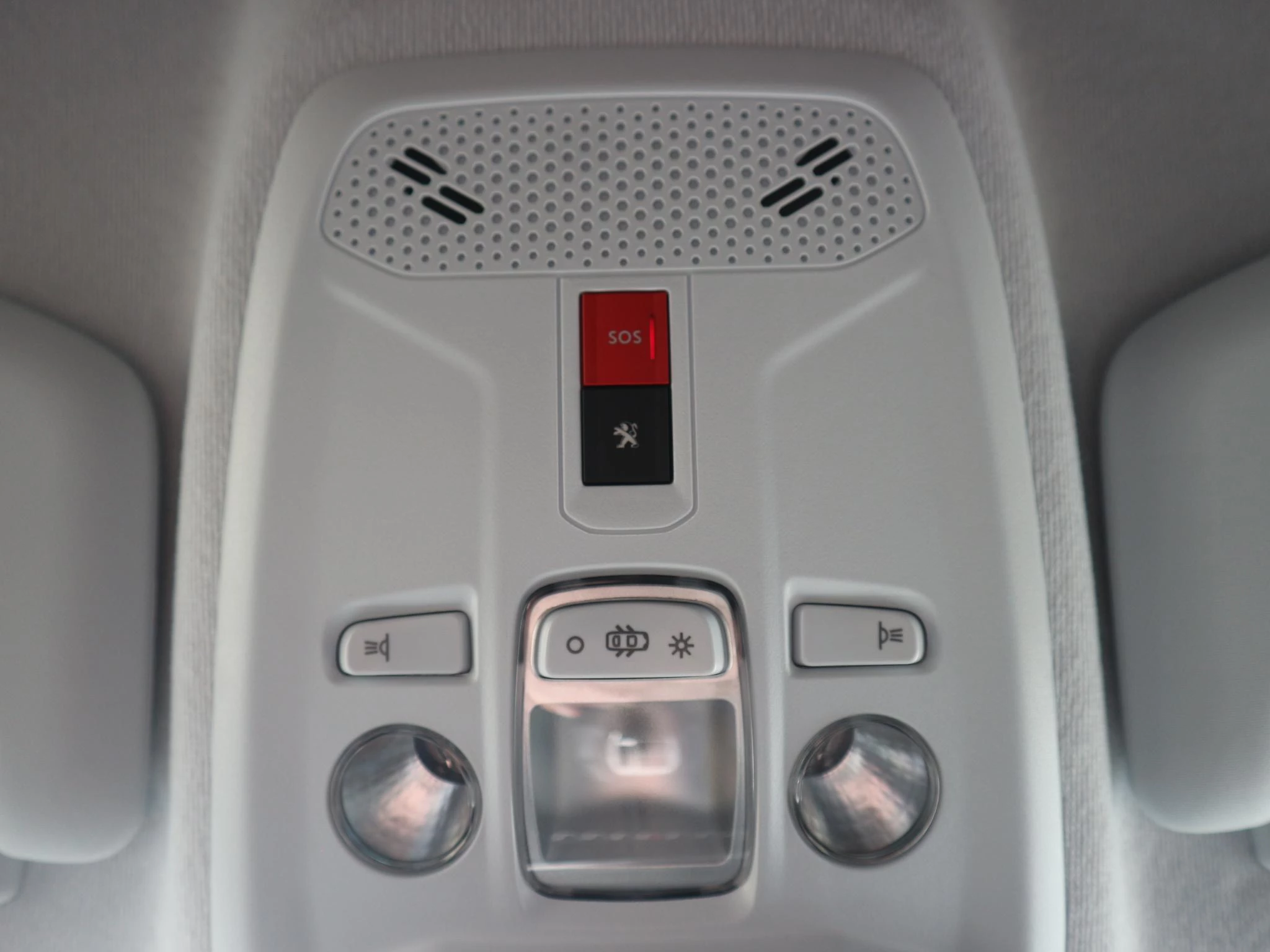 Hoofdafbeelding Peugeot e-208