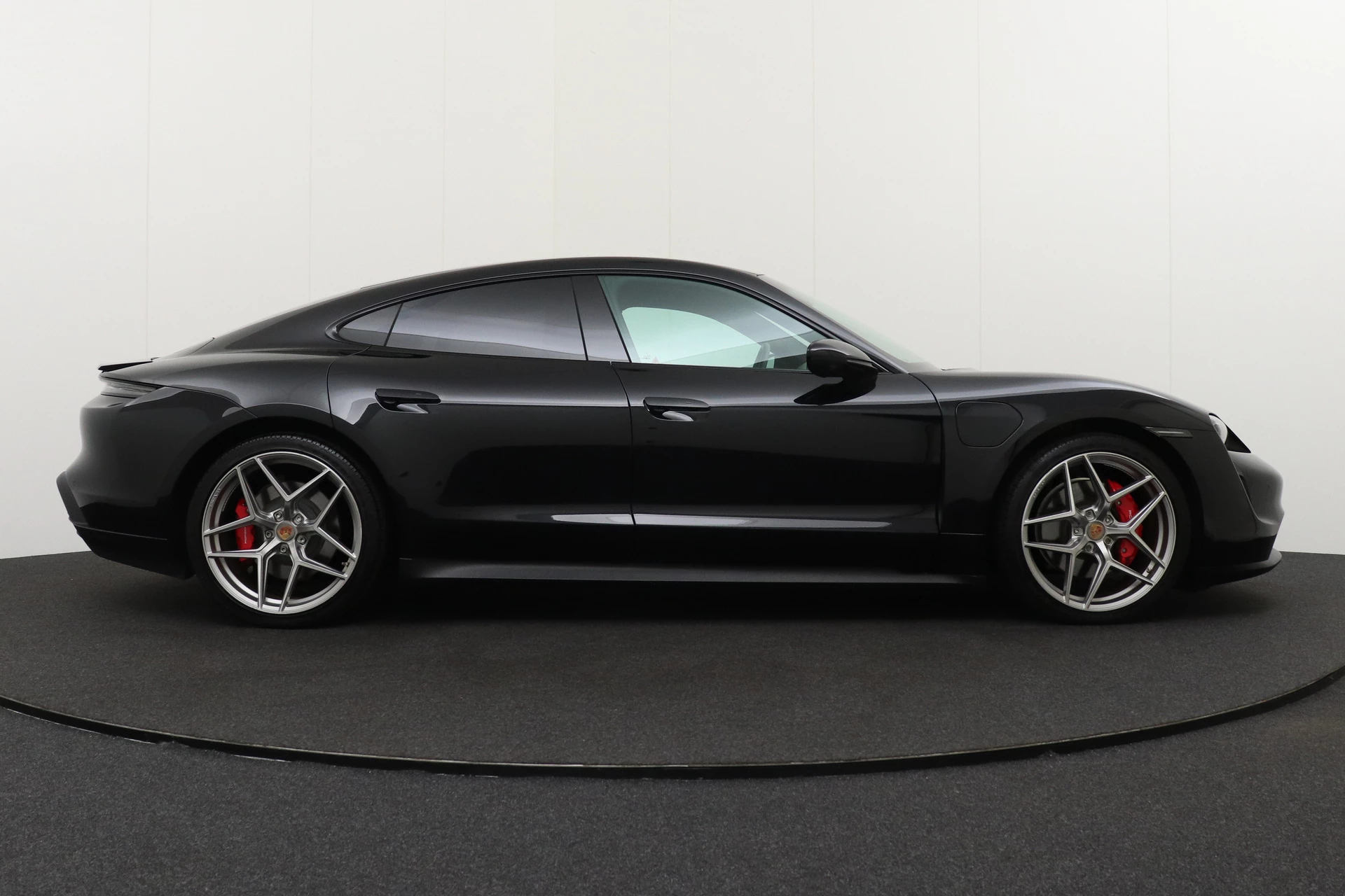 Hoofdafbeelding Porsche Taycan