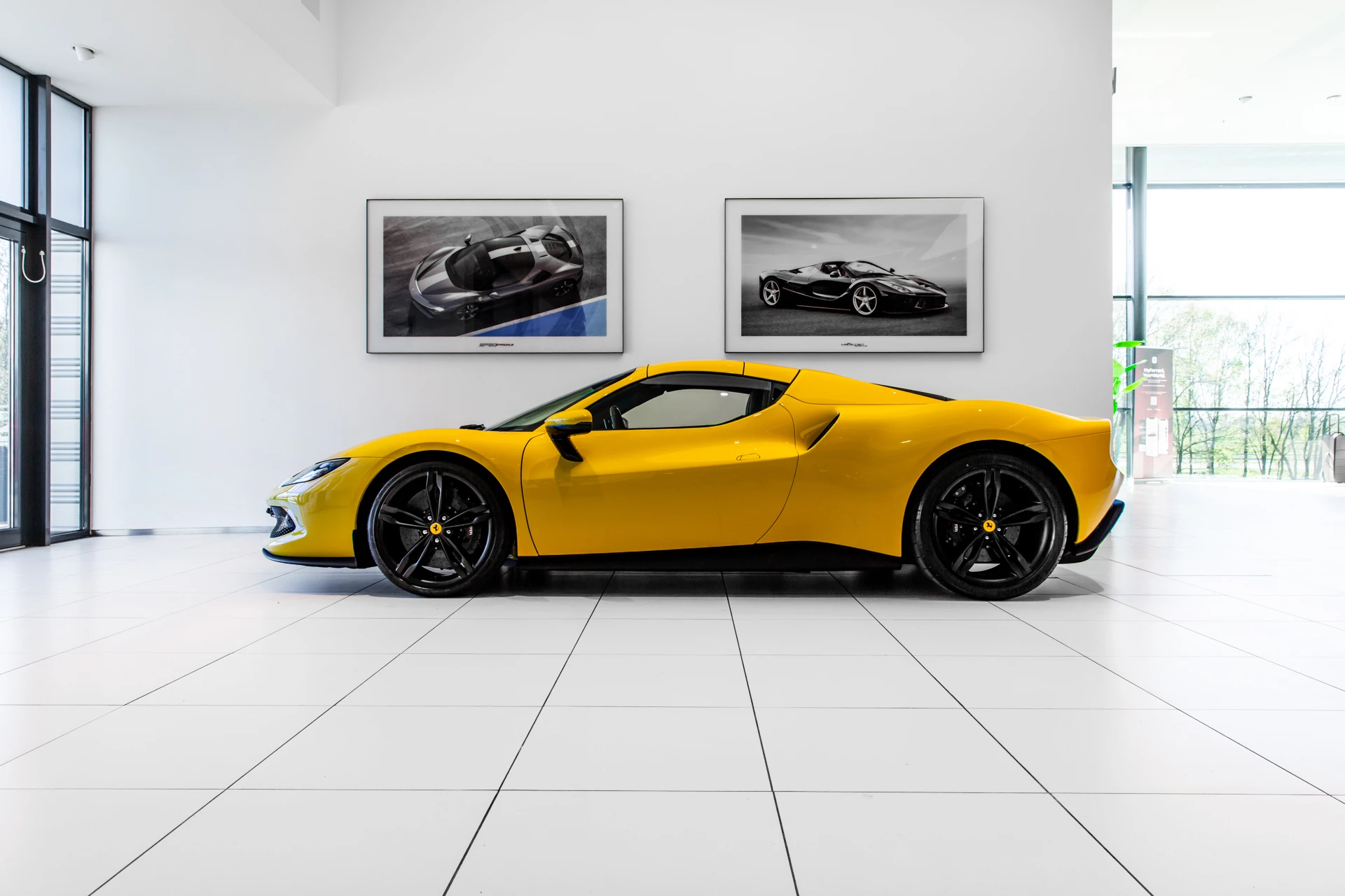 Hoofdafbeelding Ferrari 296